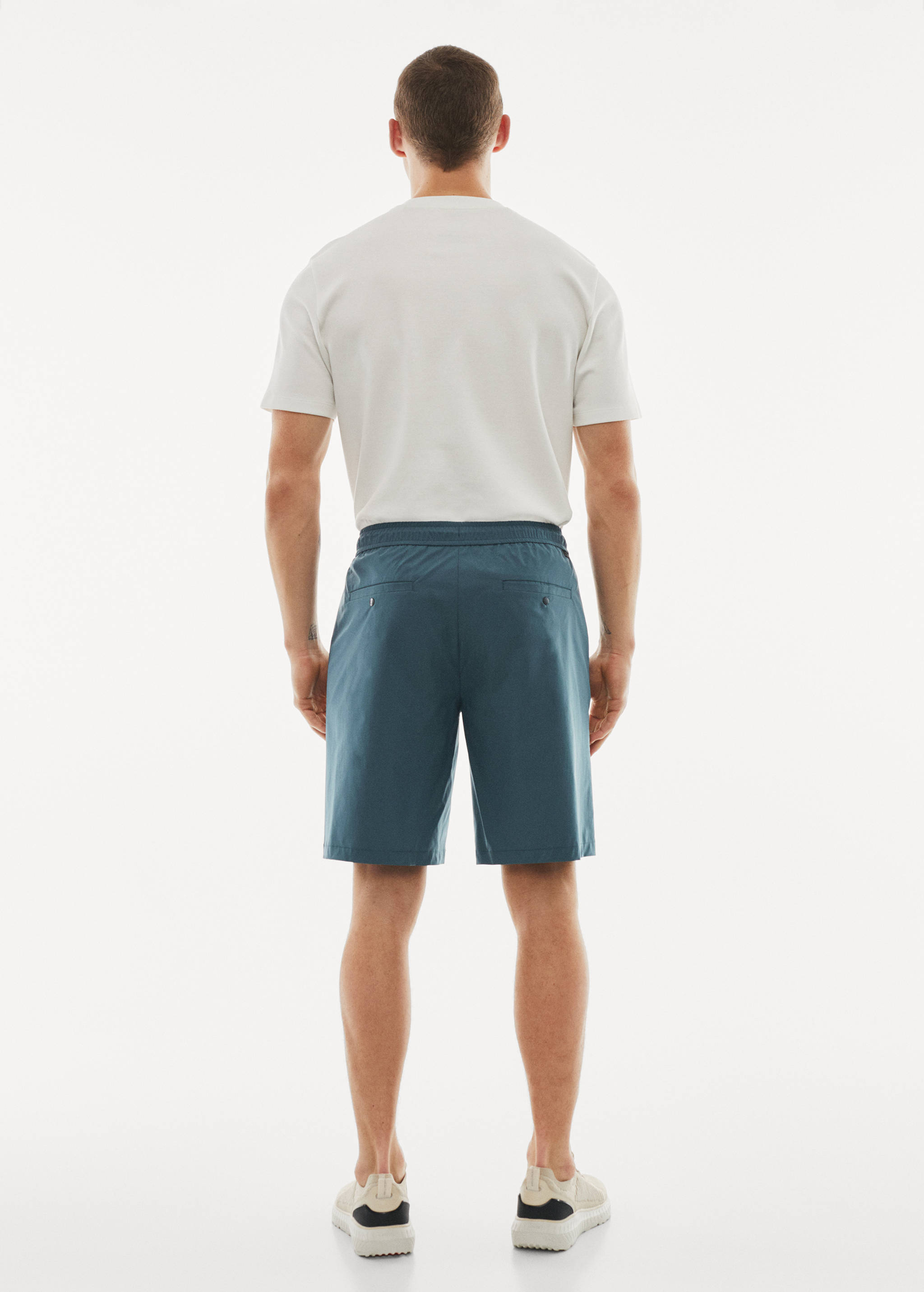 Water-repellent technical bermuda shorts - Reverse of the article