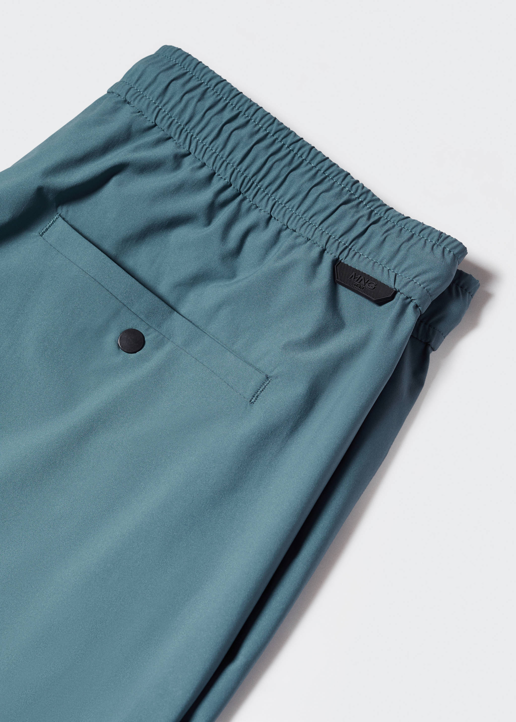 Water-repellent technical bermuda shorts - Details of the article 8