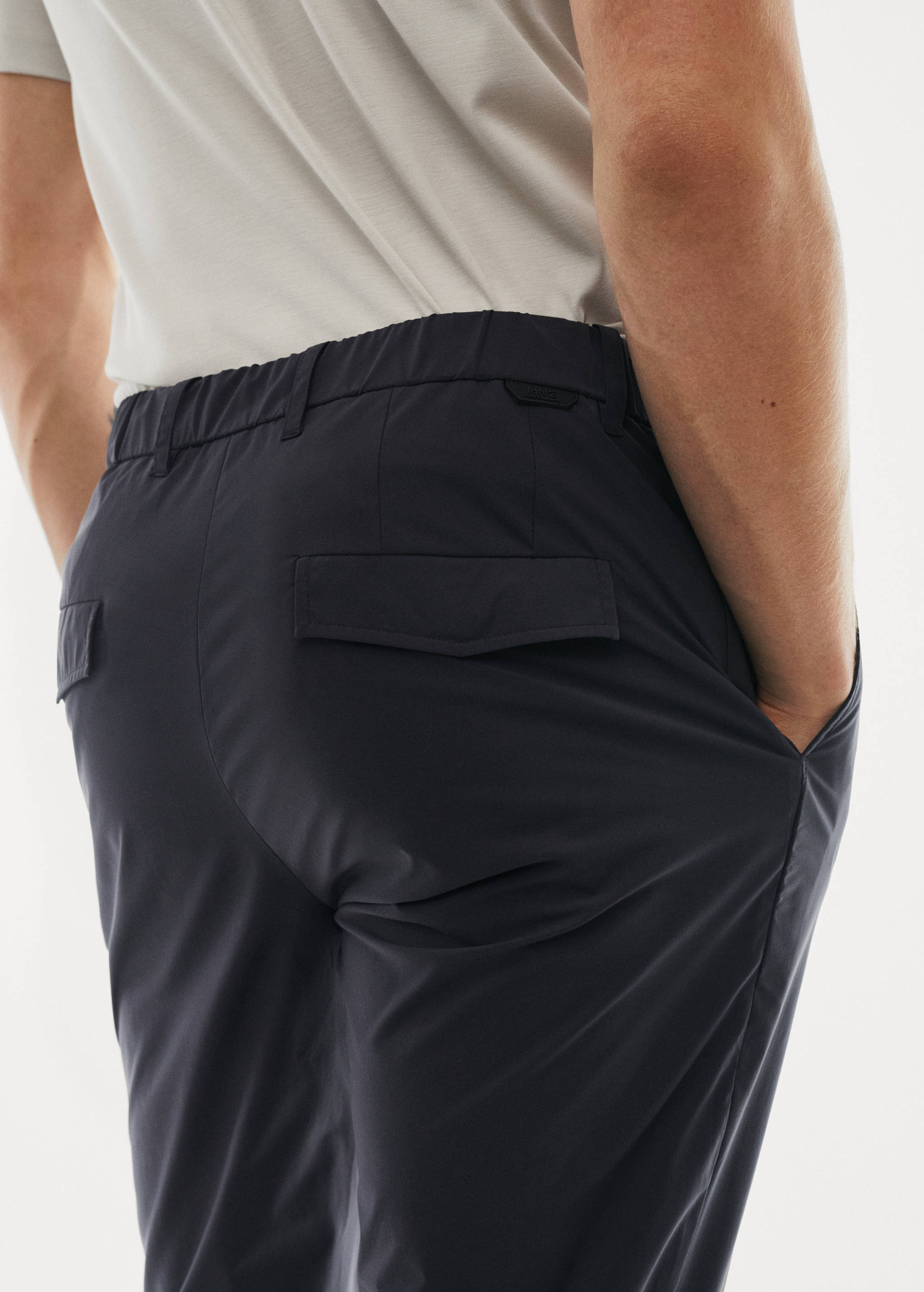 Pantalon technique résistant à l’eau - Détail de l'article 6