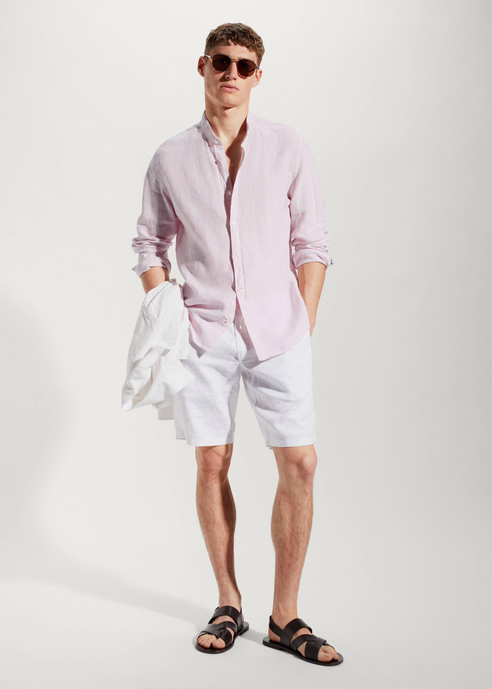 Camisa 100% lino cuello mao - Plano general