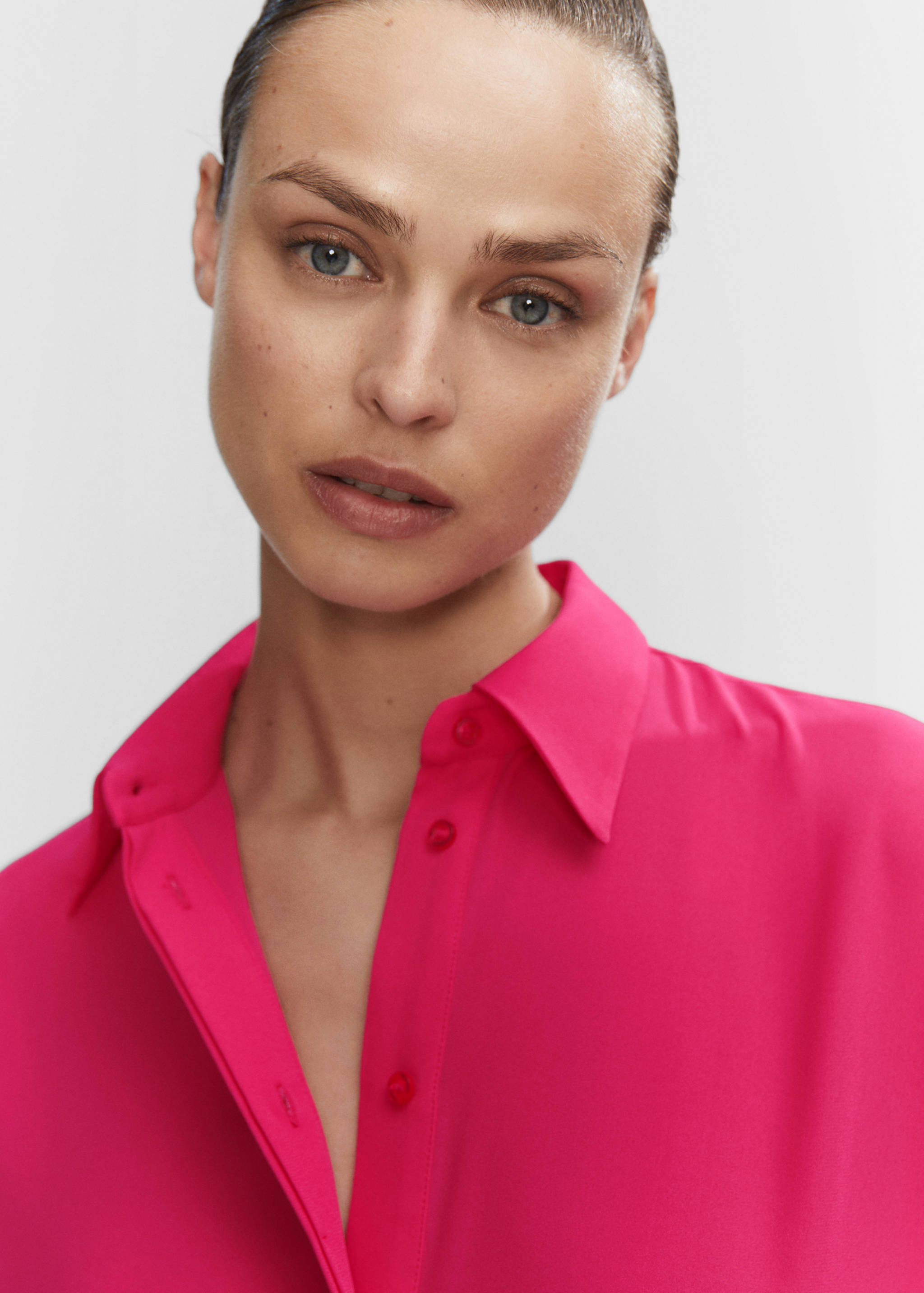 Robe chemise ouvertures - Détail de l'article 1