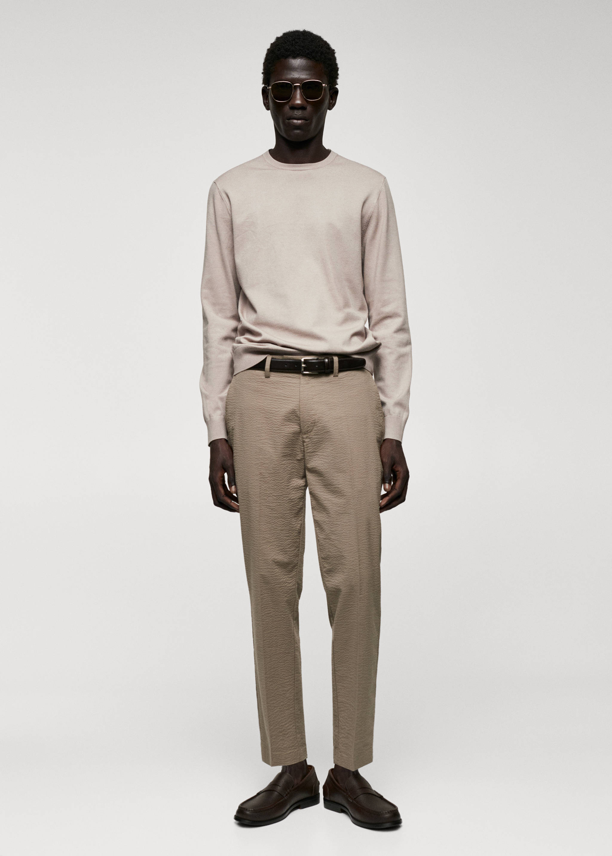 Джемпер из тонкого трикотажа - Общий план