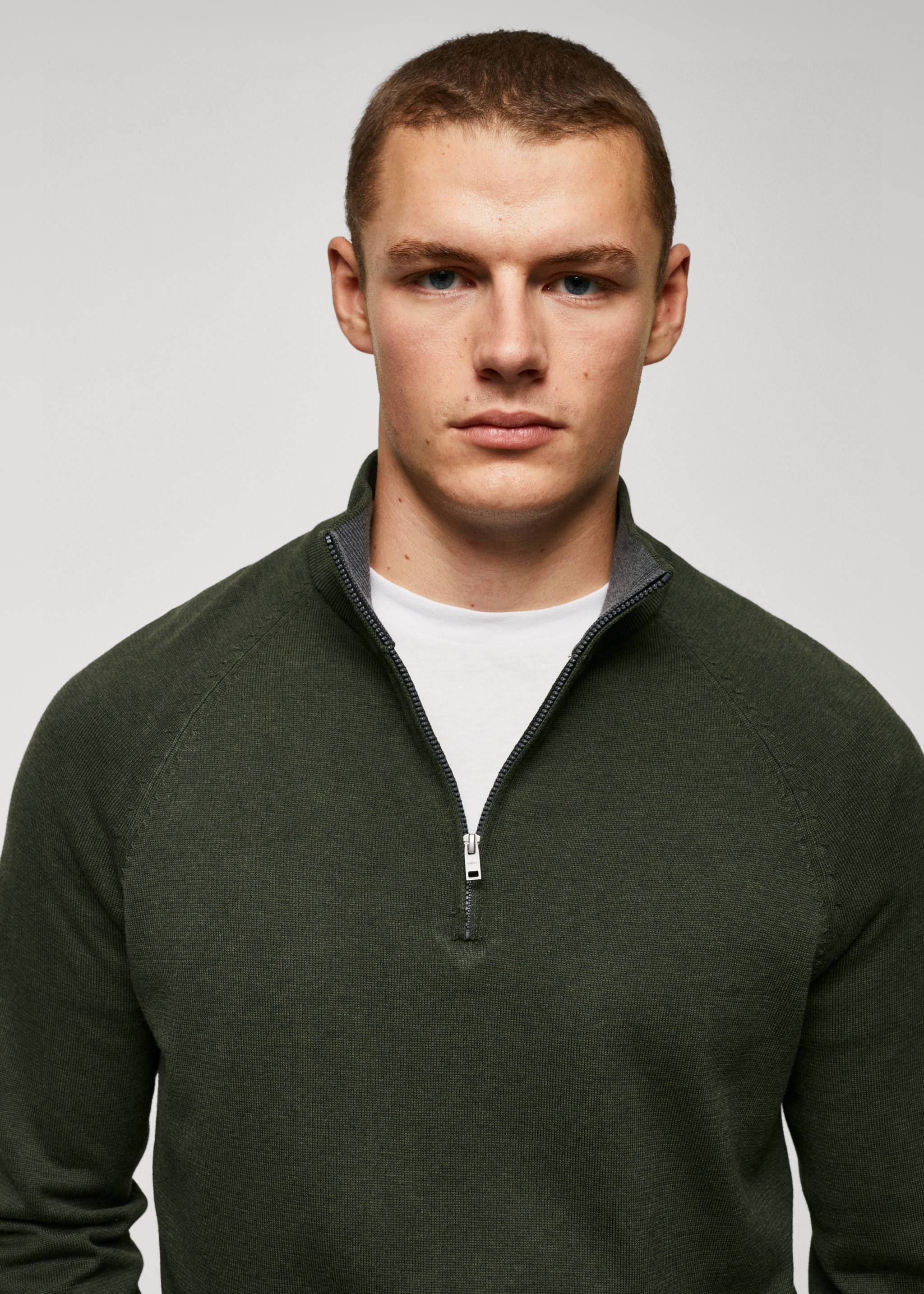 Pull-over coton col zippé - Détail de l'article 1