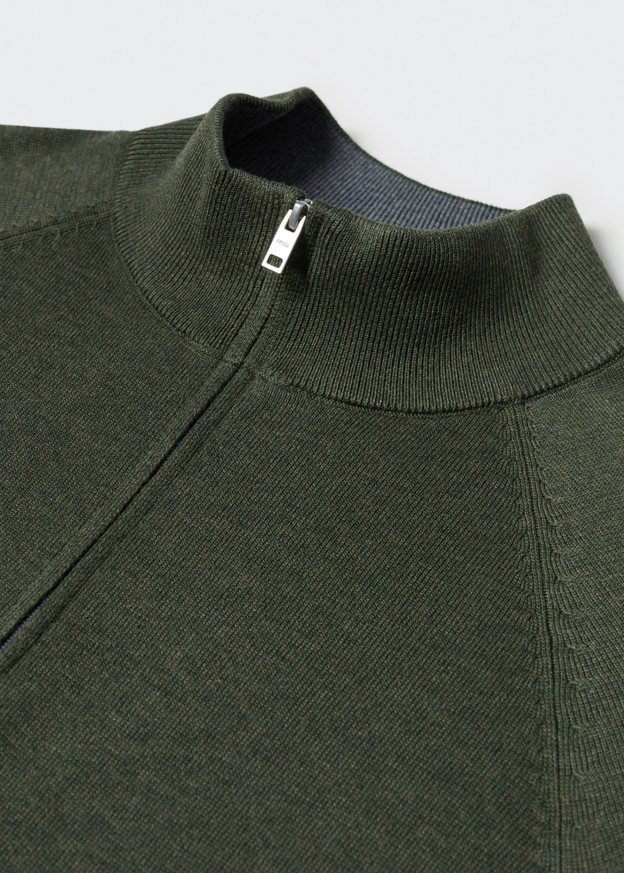 Pull-over coton col zippé - Détail de l'article 8