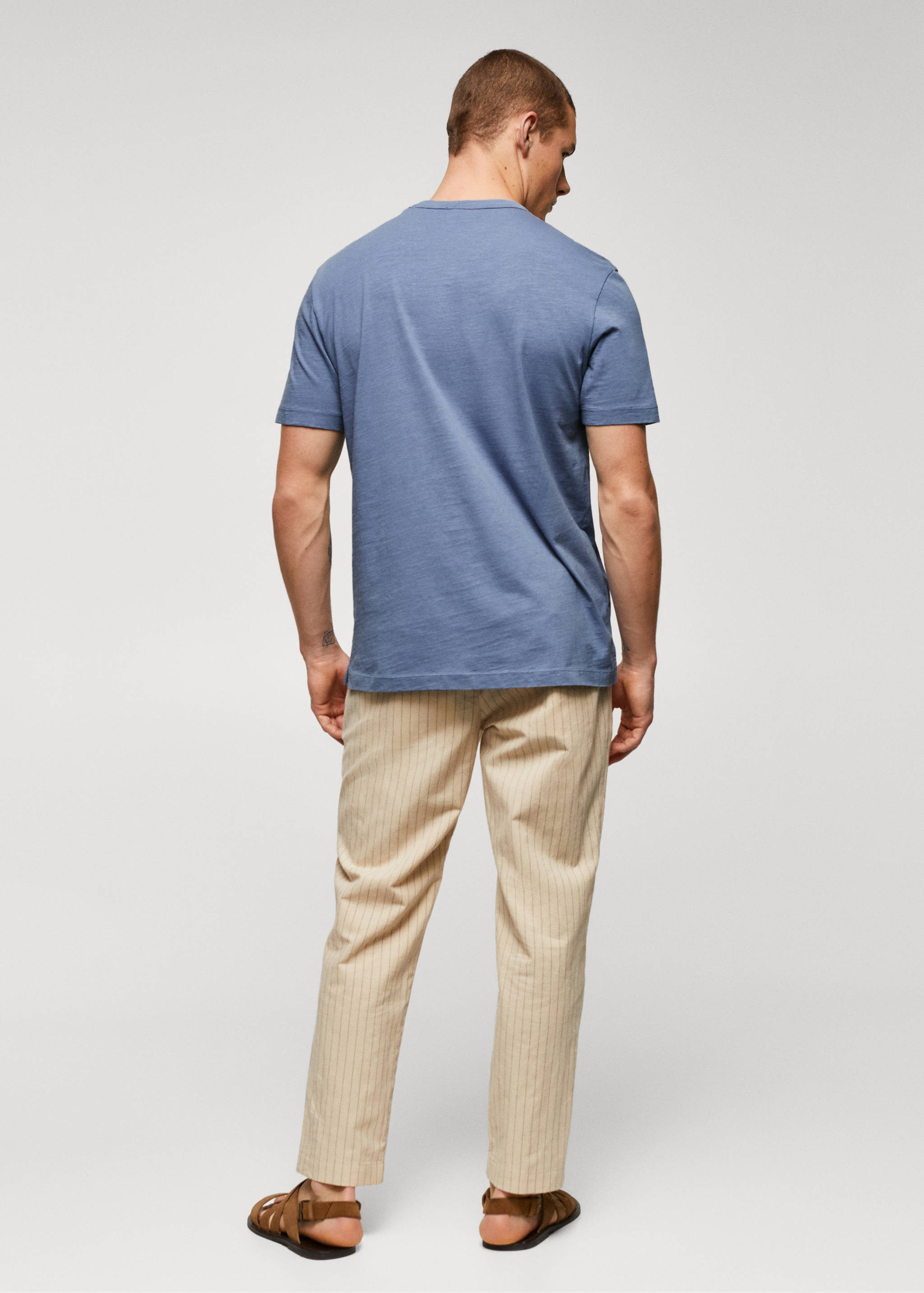 Футболка с карманом 100% хлопок - Обратная сторона изделия