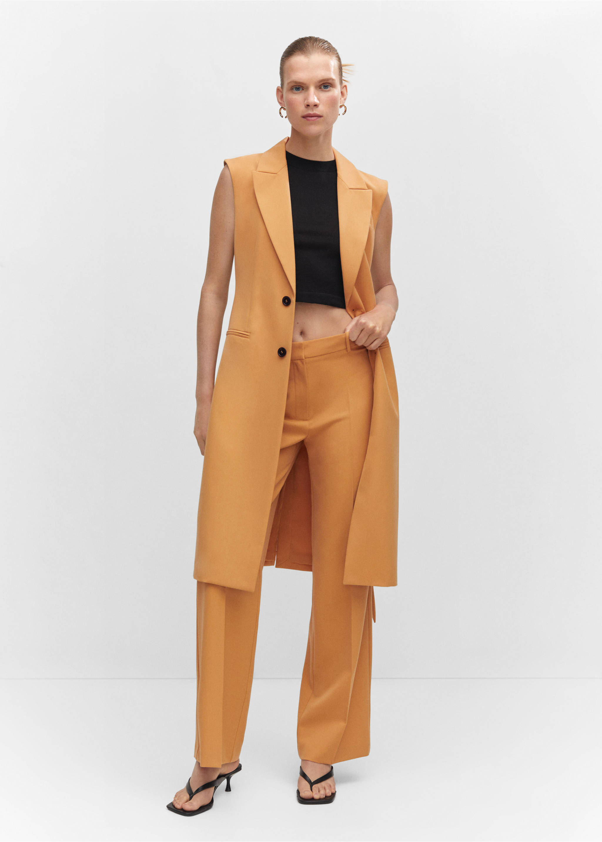 Long gilet with bow - General plane, Ochre. Ref: 57040813-00.