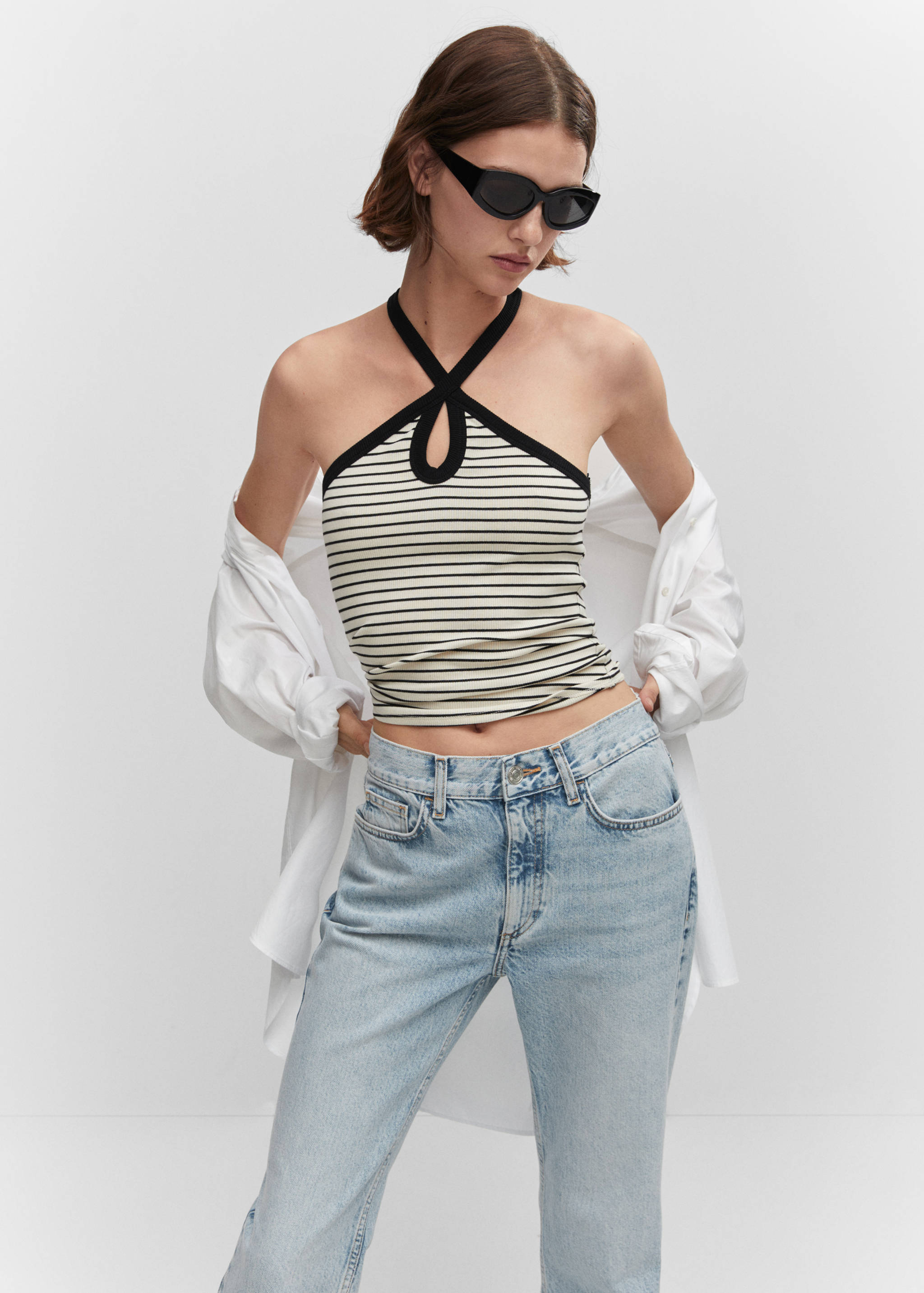 Mid-rise straight jeans - Details of the article 1