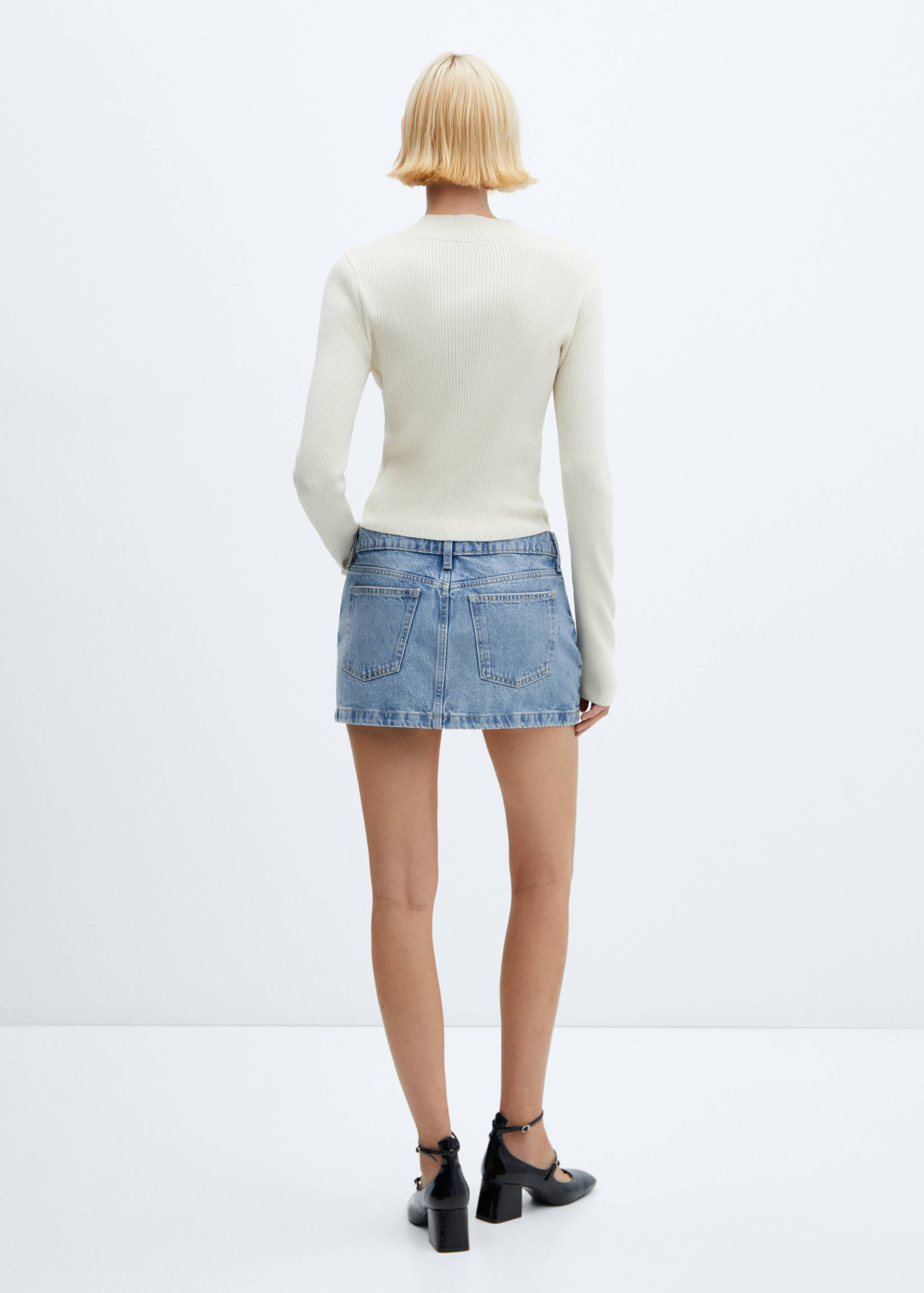 Low-rise denim mini skirt - Reverse of the article