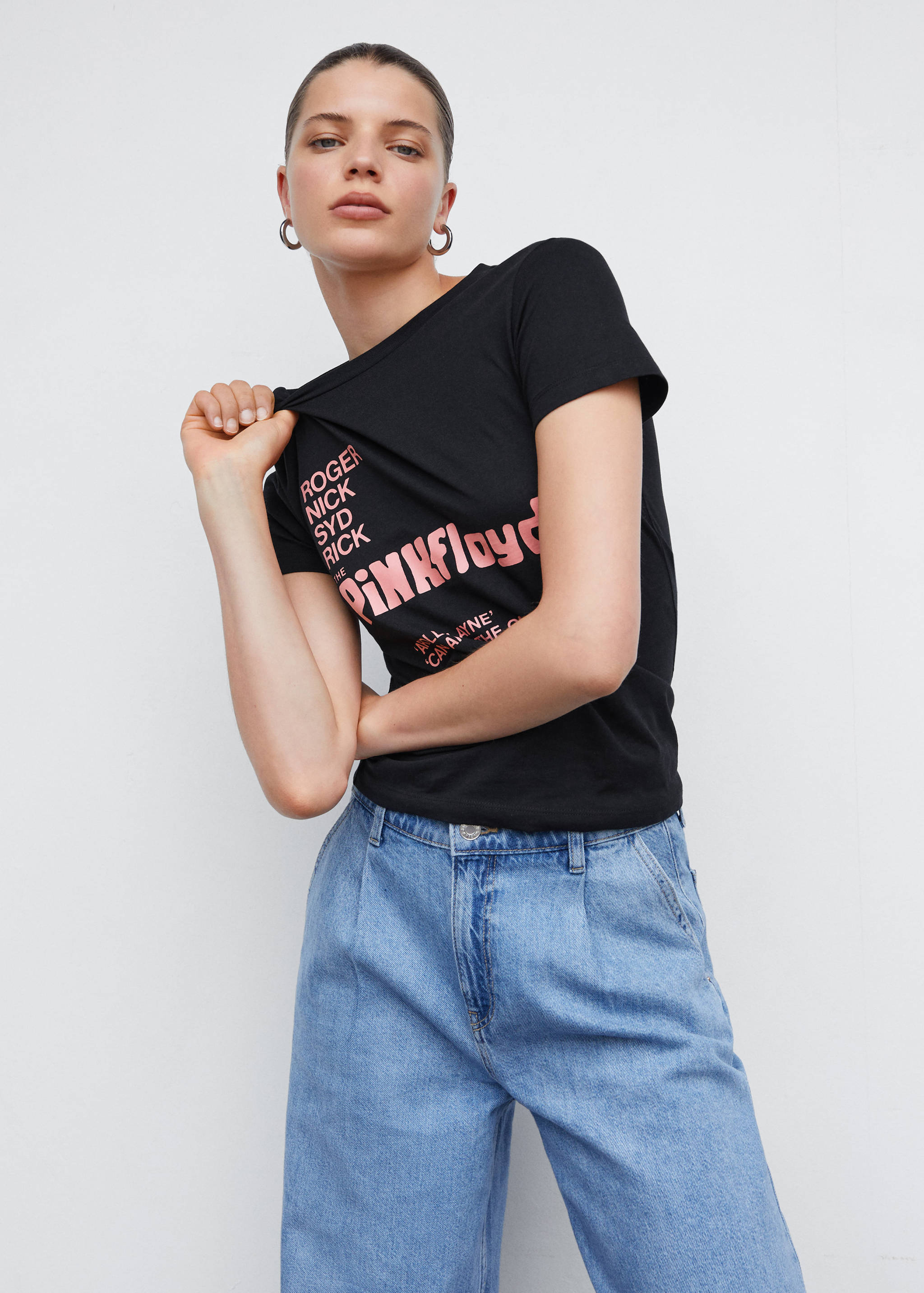 Футболка Pink Floyd - Средний план