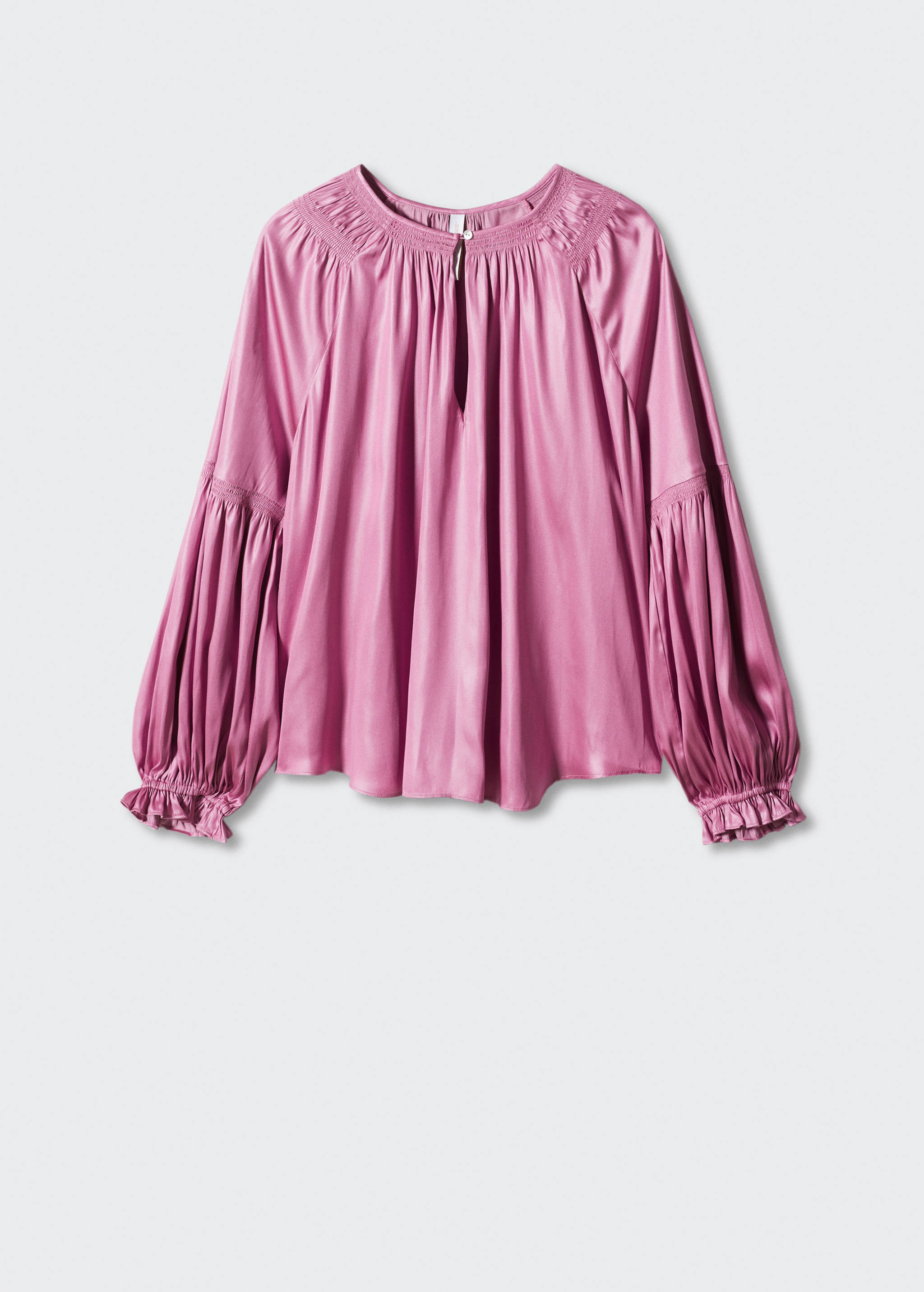 Pleated blouse with button - Article without model