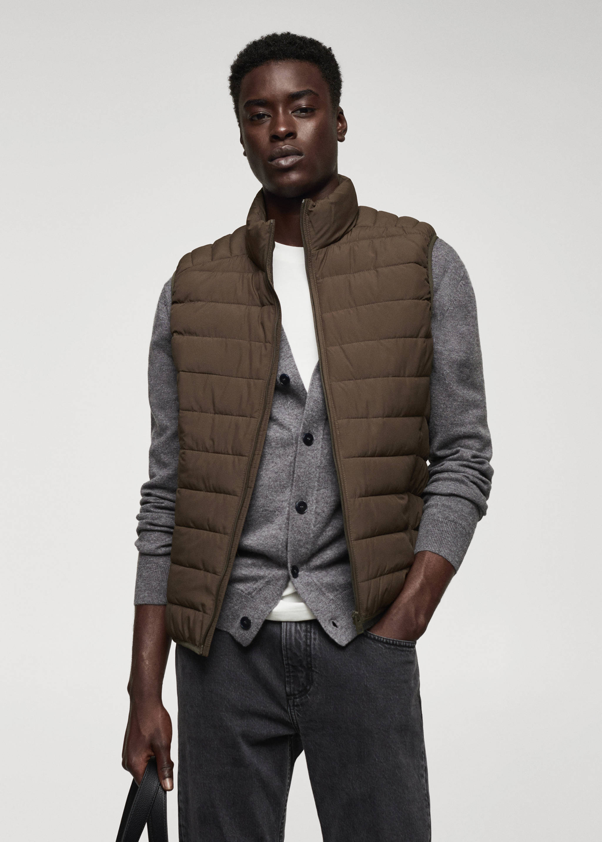 Ultra-light padded water-repellent waistcoat - Medium plane