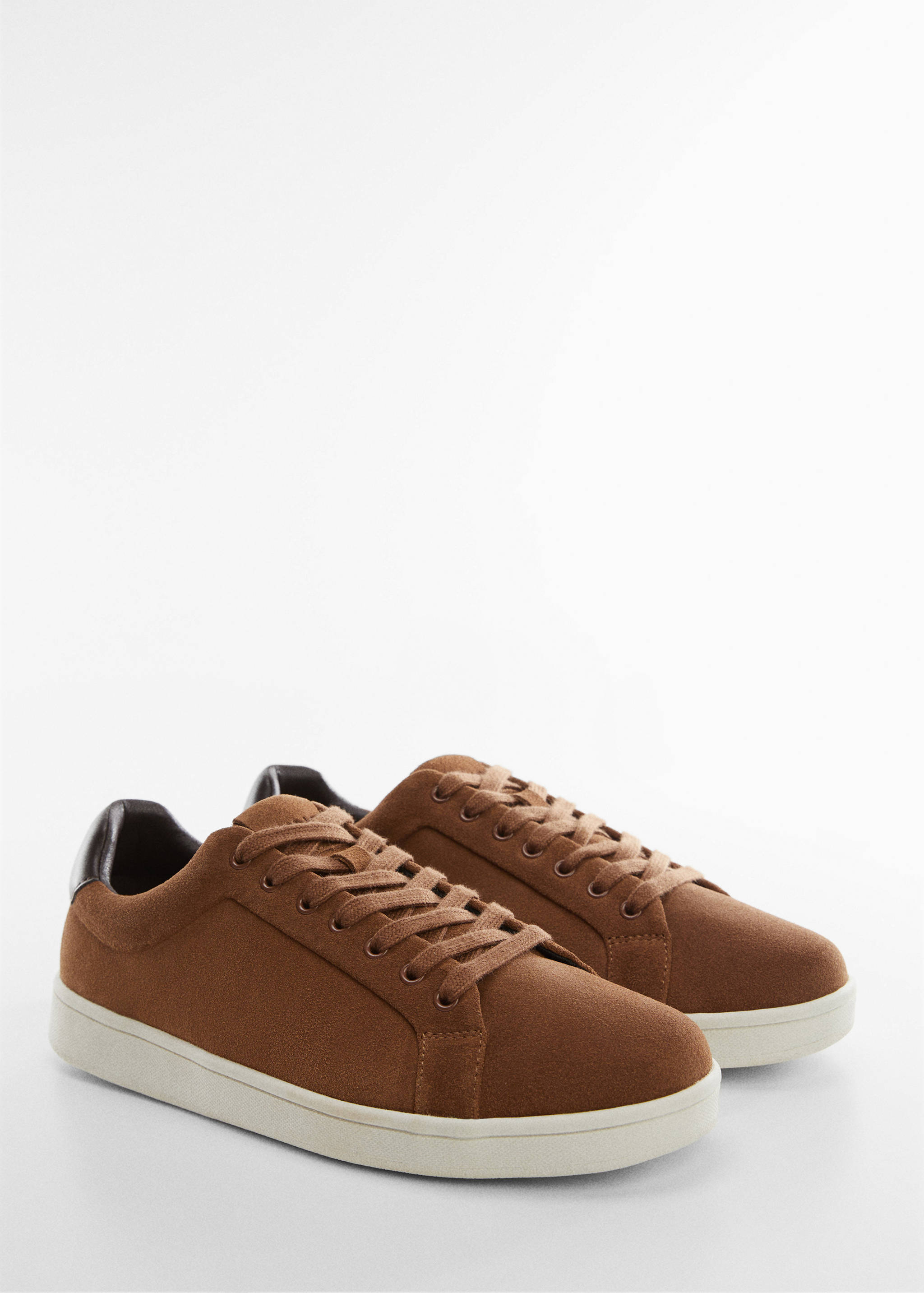 Deportivas piel cordones - Plano medio