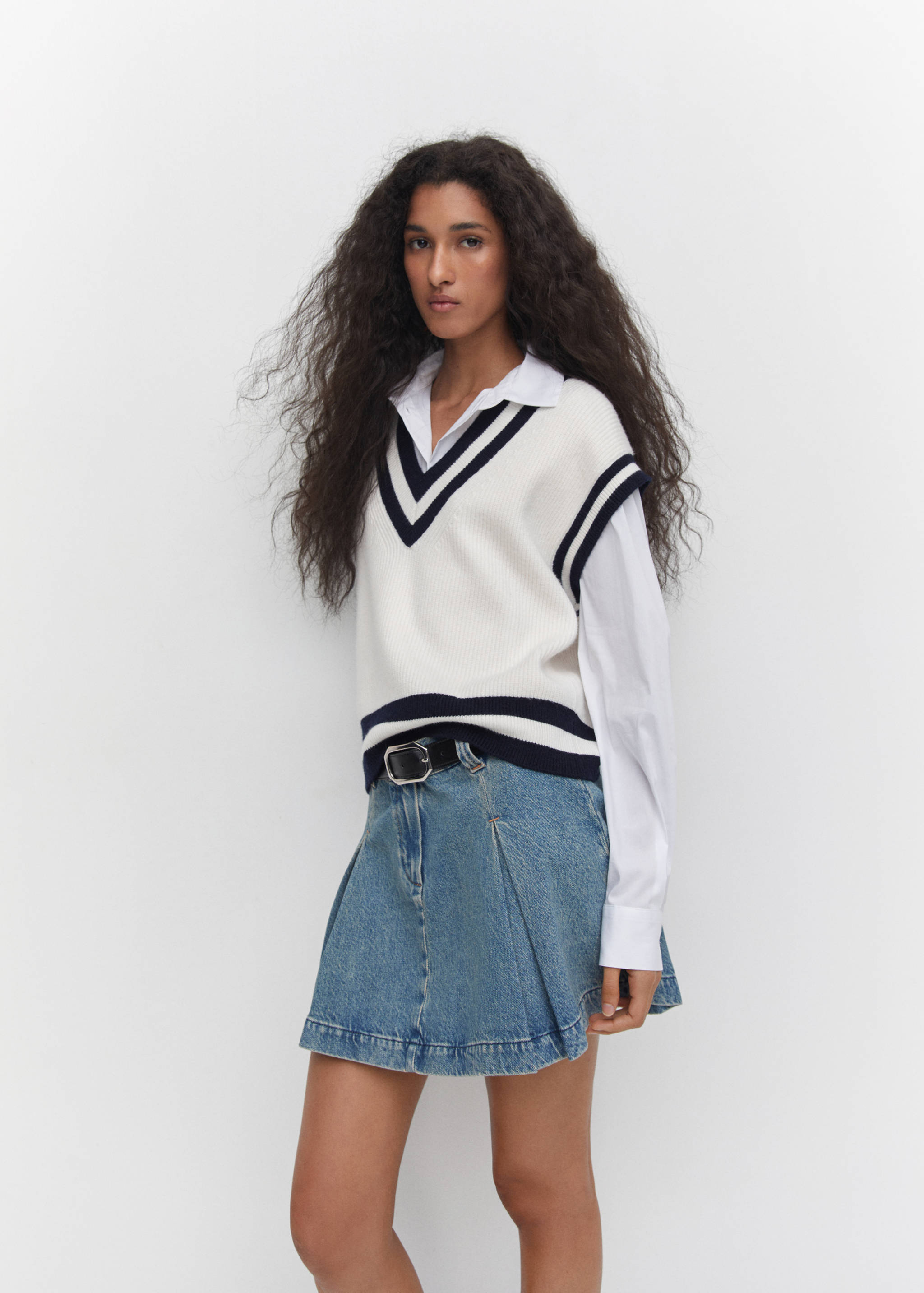 Gilet col V contrasté - Détail de l'article 2