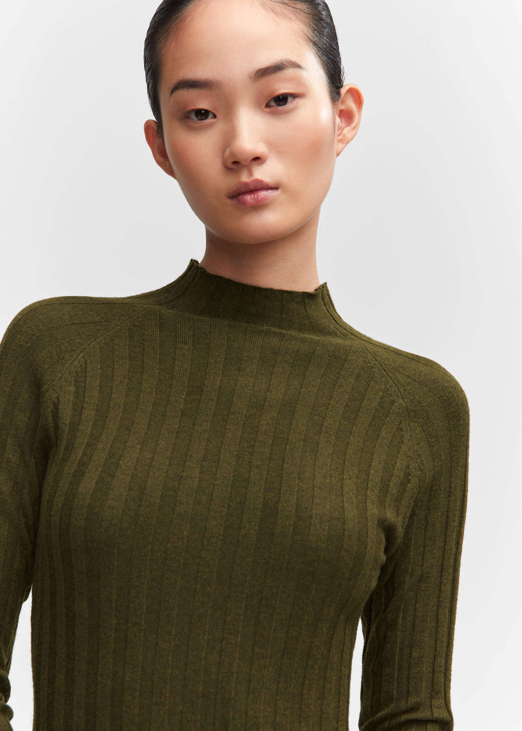 Robe maille côtelée col montant - Détail de l'article 1