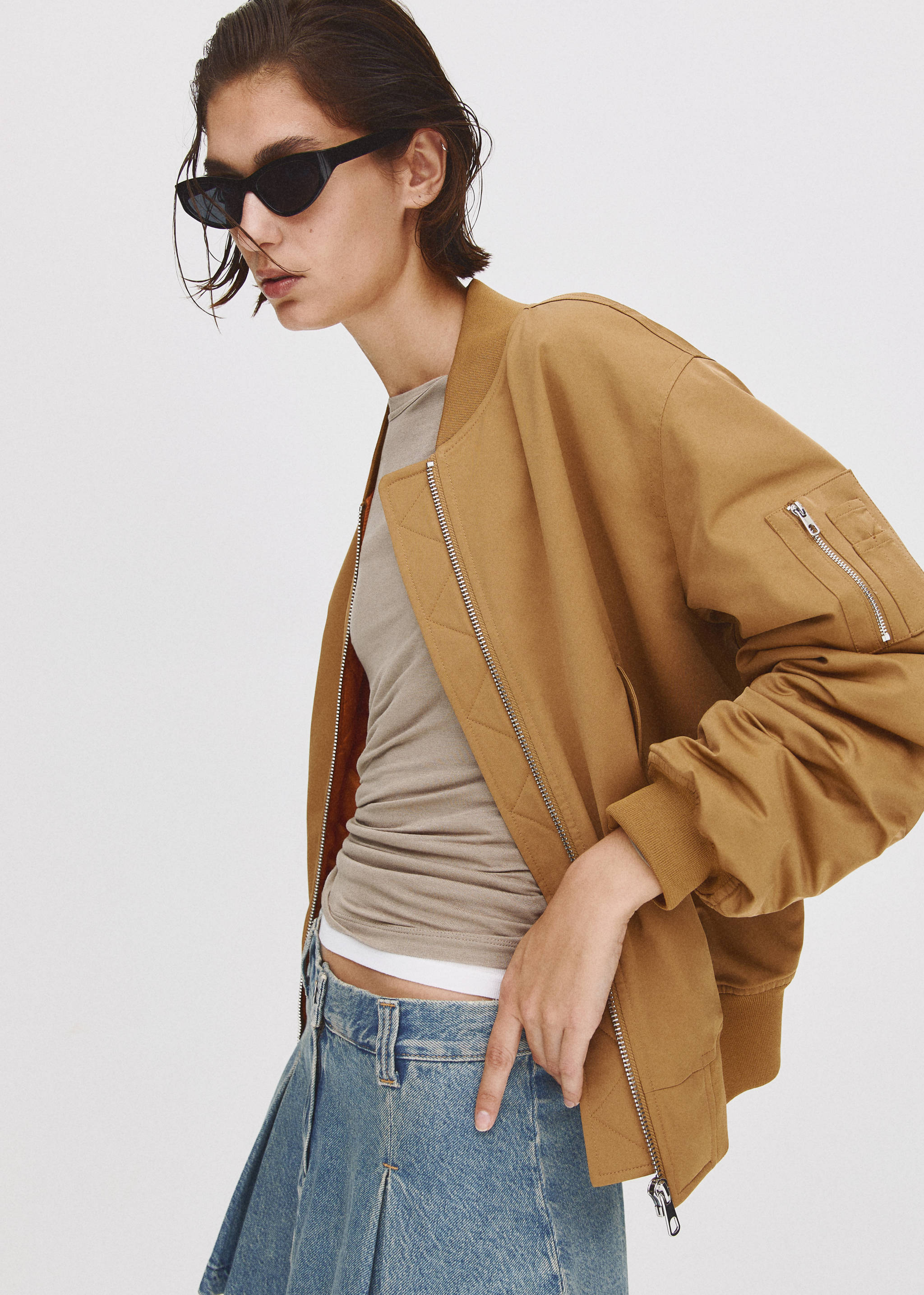 Chaqueta bomber oversize - Detalle del artículo 3, Marrón medio. Ref: 57045136-00.