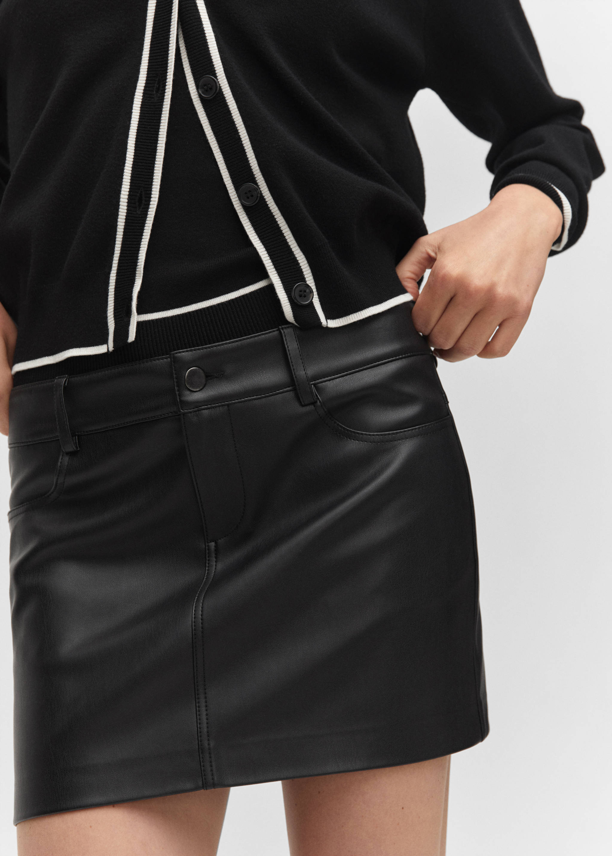 Faux-leather mini-skirt - Details of the article 6