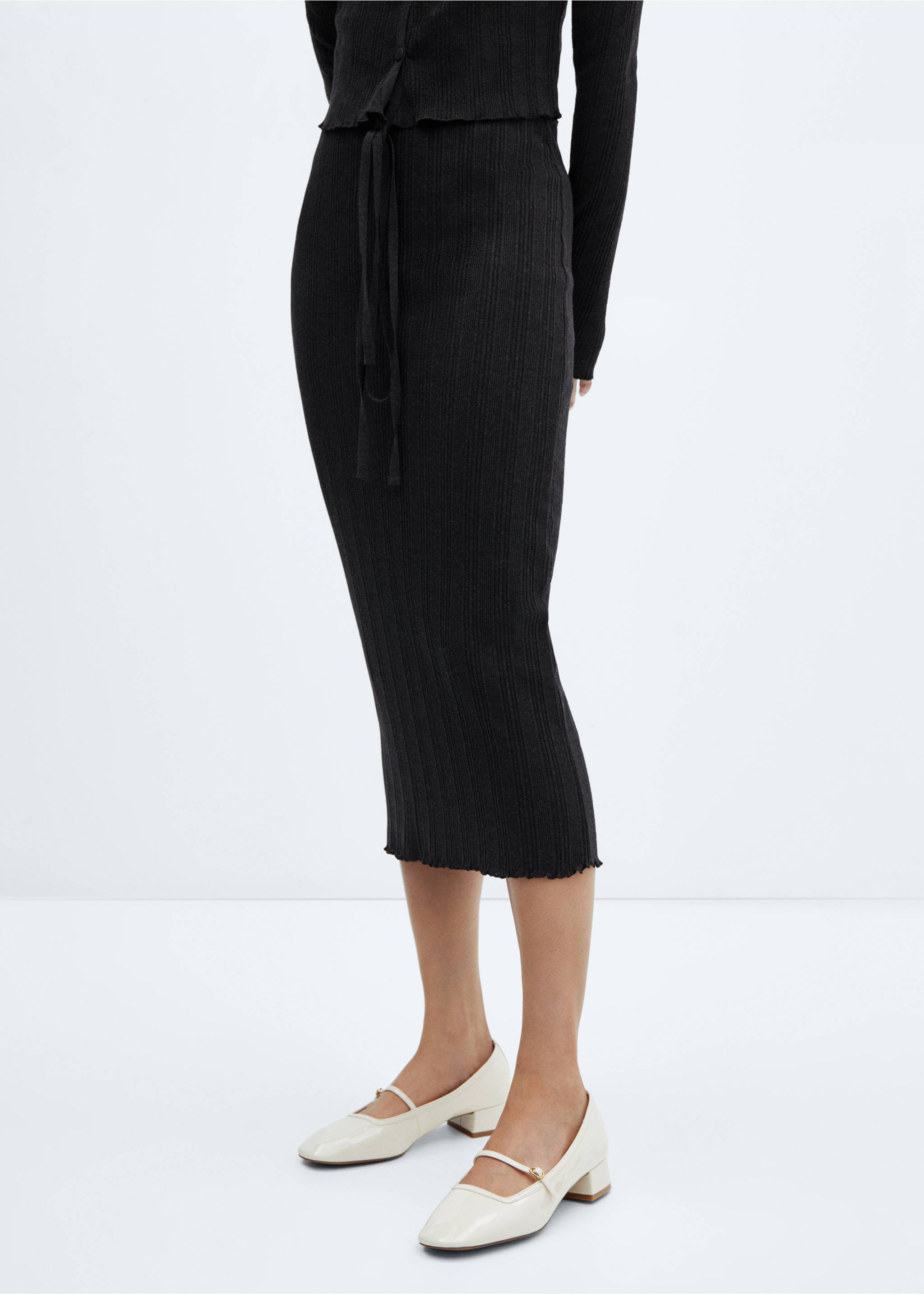 Ribbed midi skirt - Medium plane, Charcoal. Ref: 57045810-00.