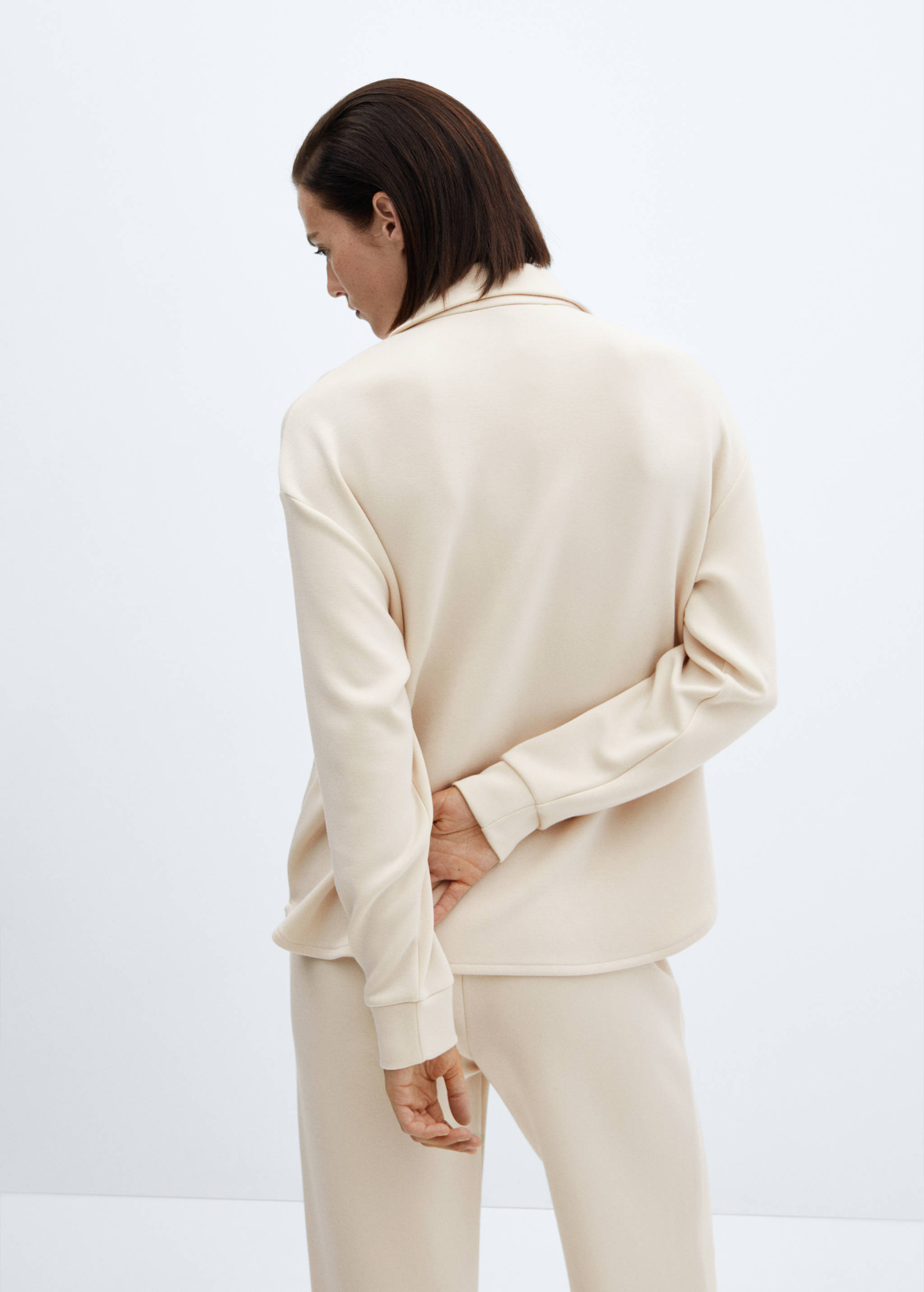 Sweatshirt with patch pocket - Reverse of the article