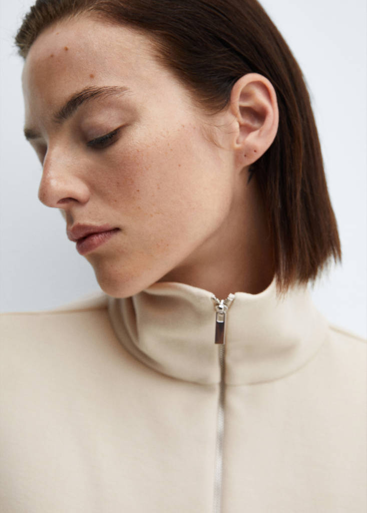 Sweatshirt with patch pocket — Beige