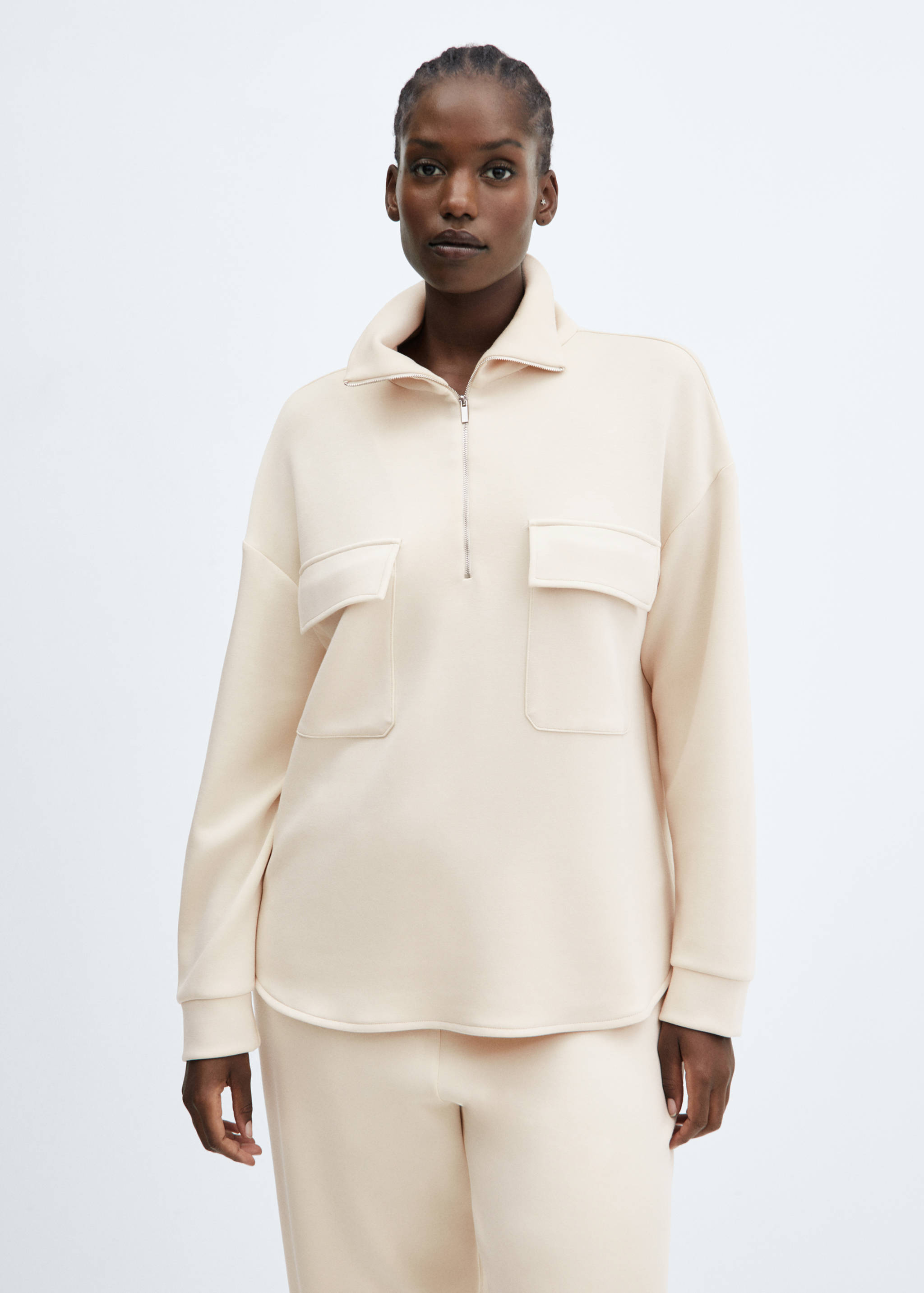 Sweatshirt with patch pocket - Details of the article 5