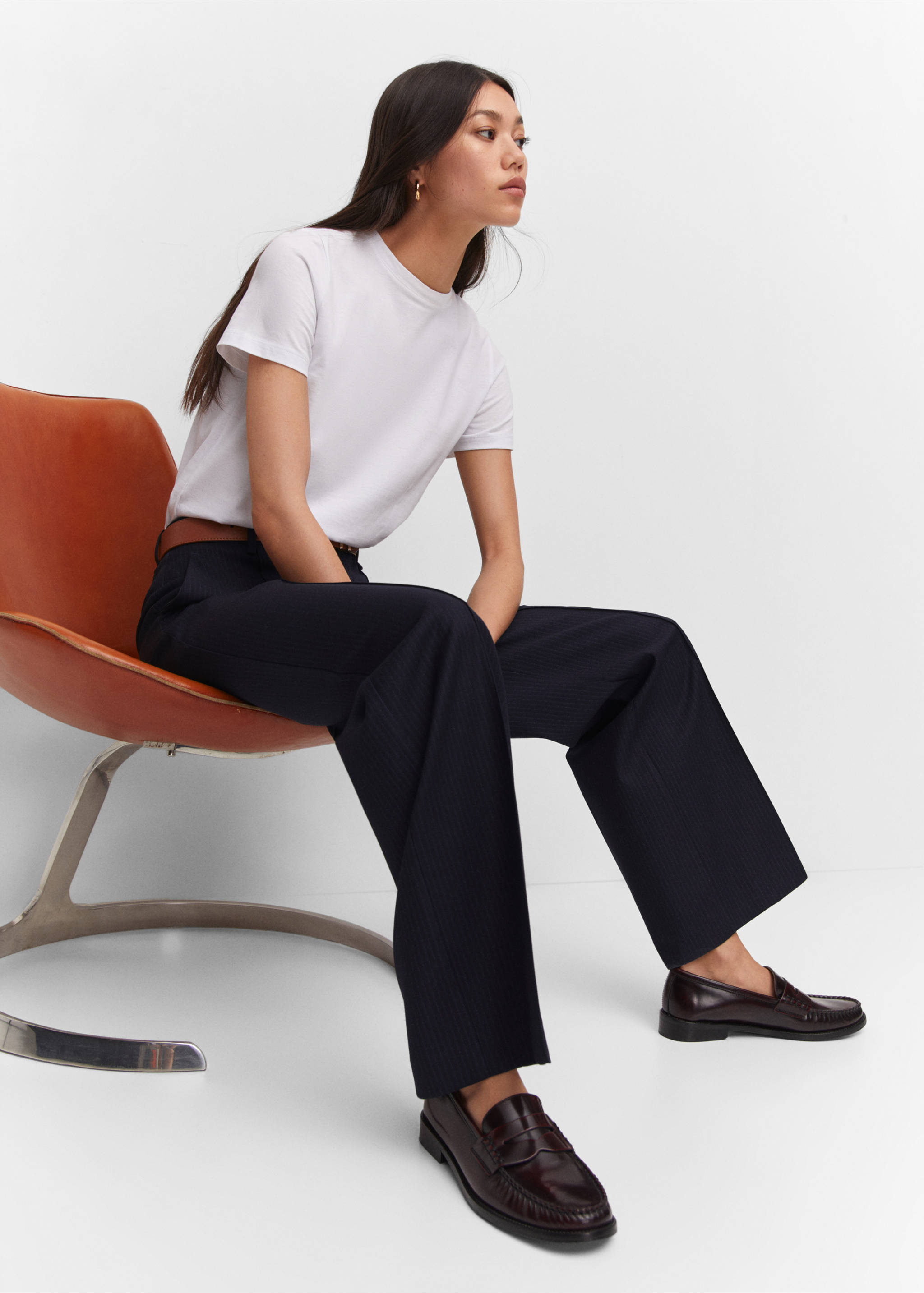 Straight striped trousers - Details of the article 2, Navy. Ref: 57045980-00.