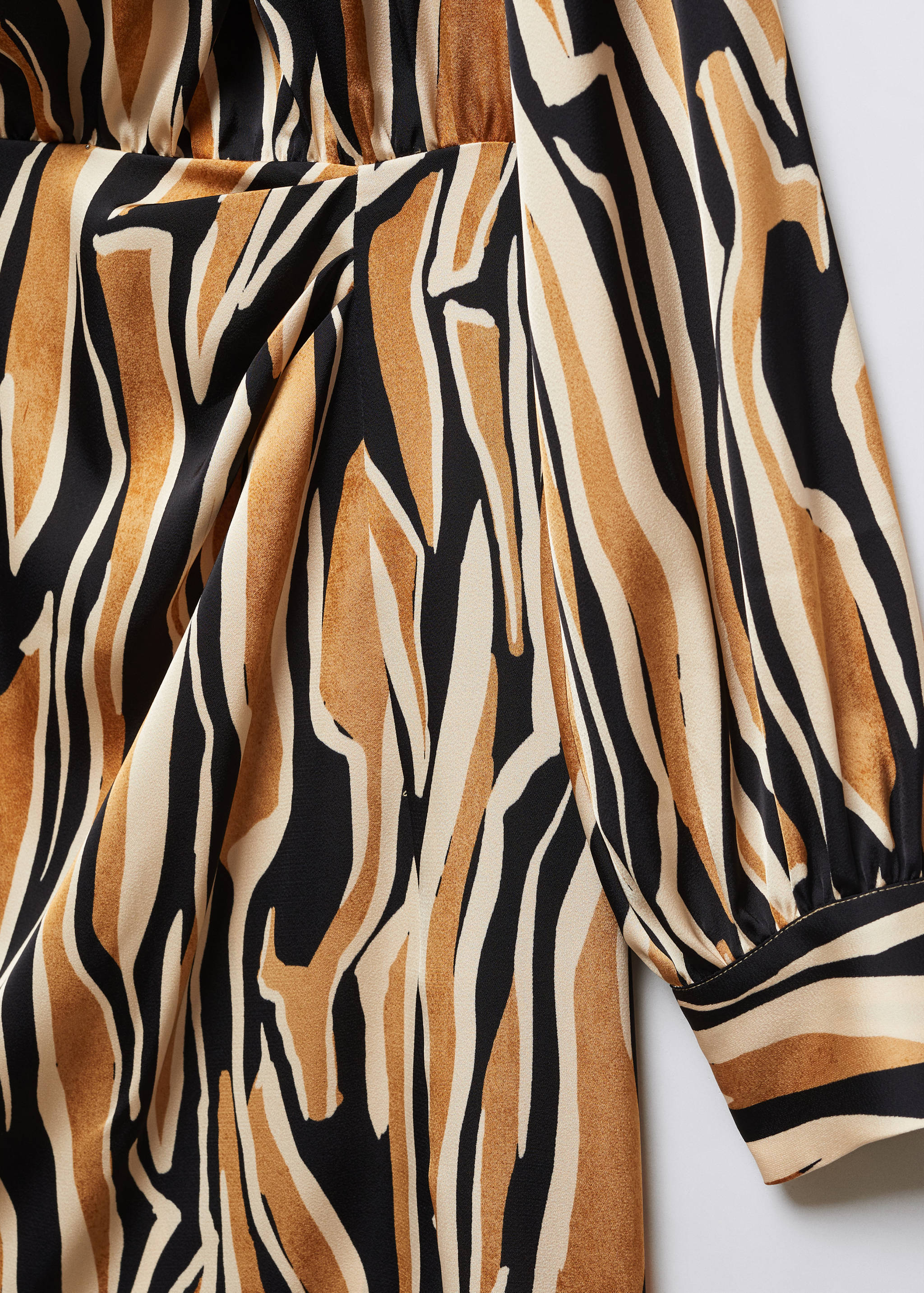 فستان قصير بنقشة - تفاصيل المنتج 8