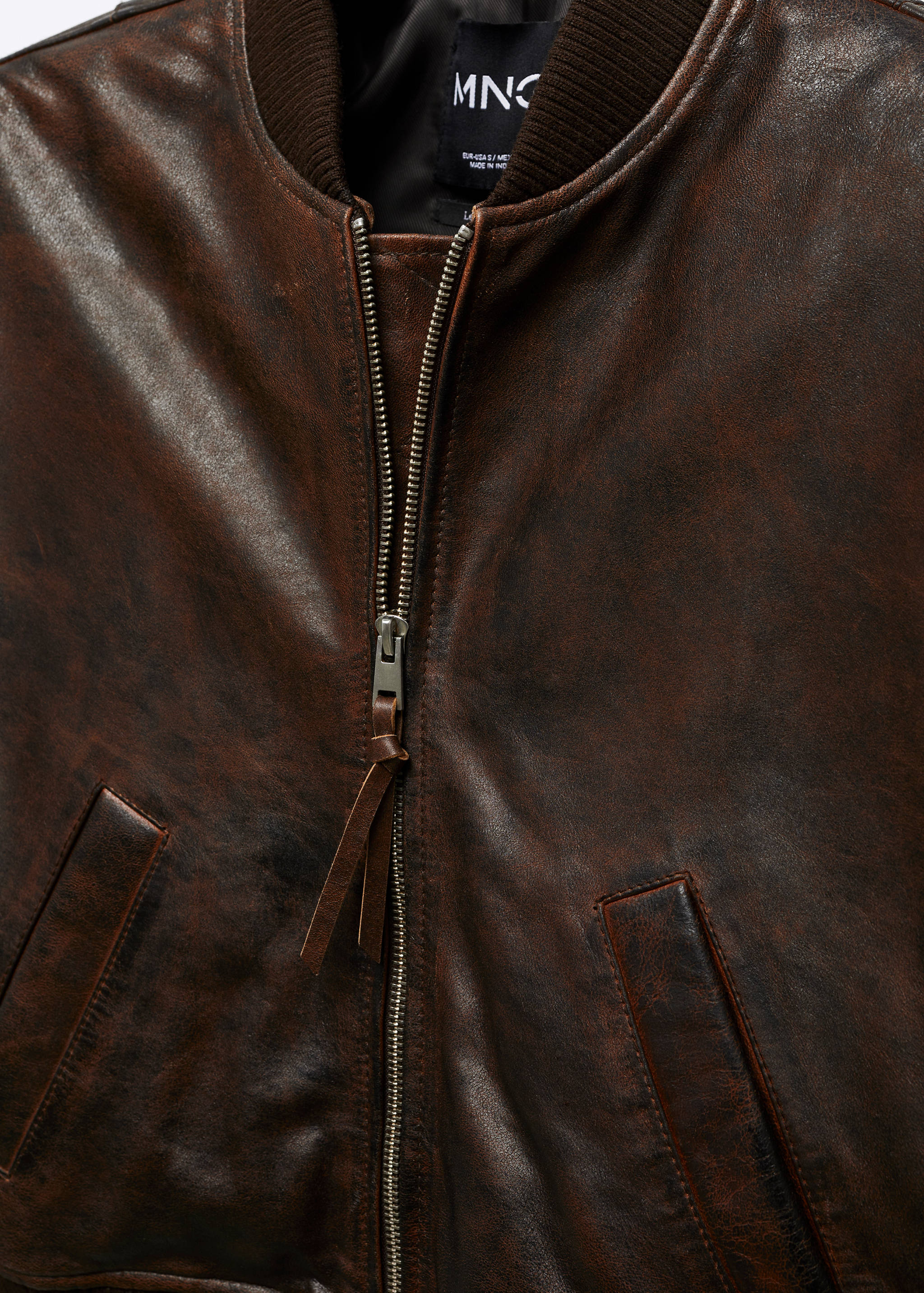 100% leather bomber jacket - Details of the article 8
