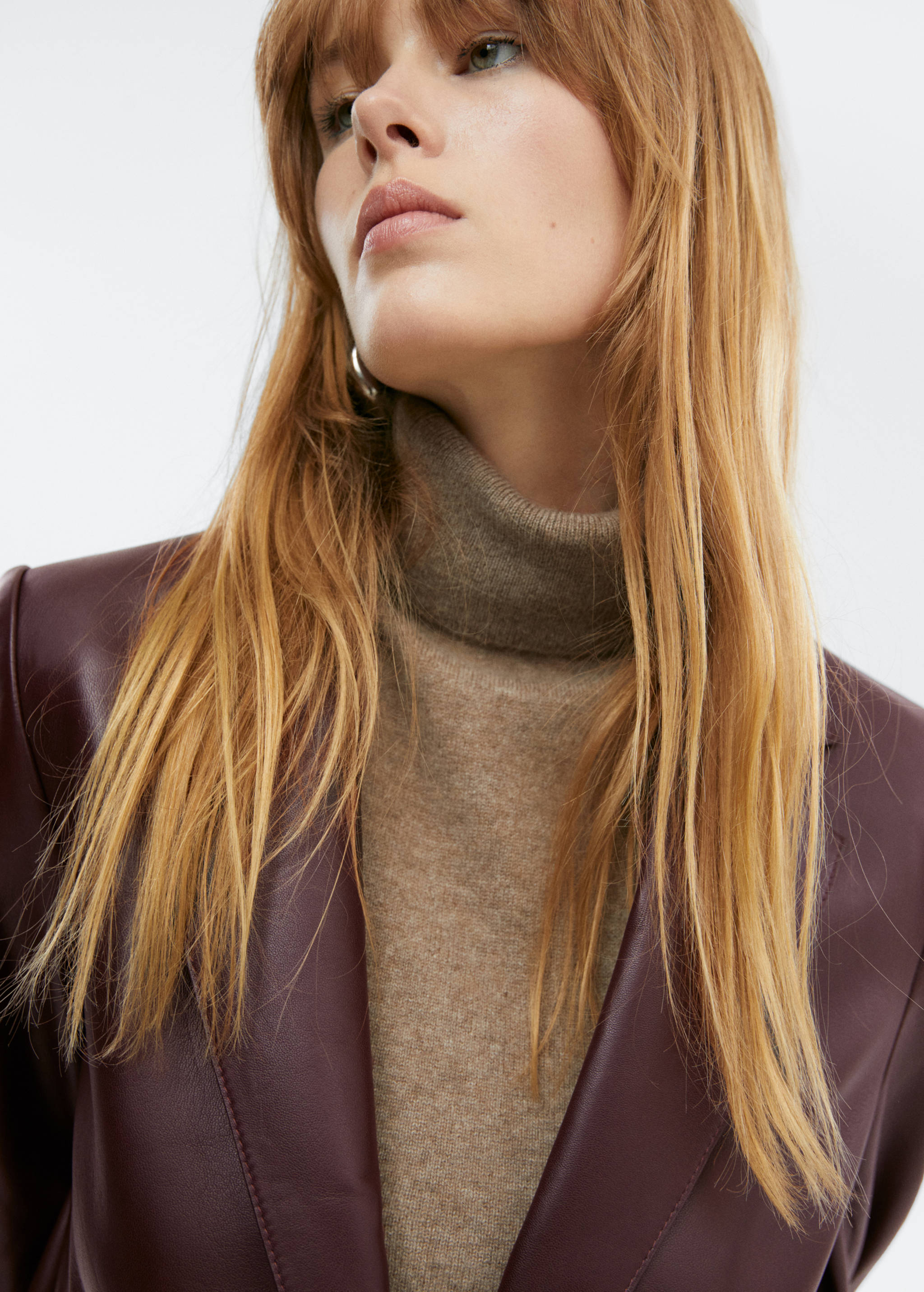 Leather coat with lapels - Details of the article 1
