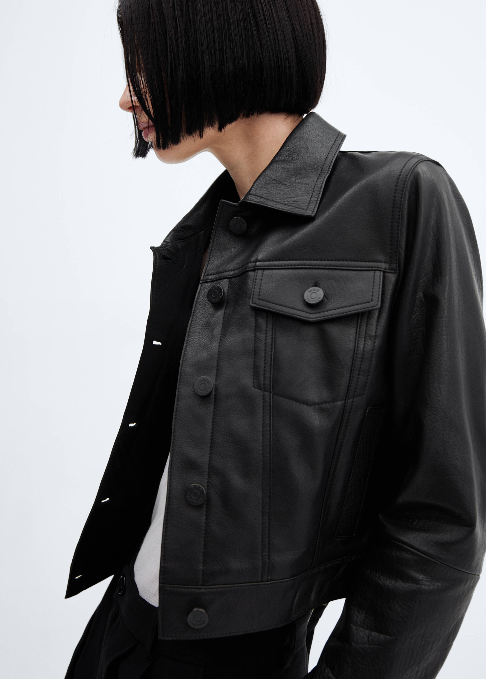 Кожаная куртка с меховым воротником - Деталь изделия 6