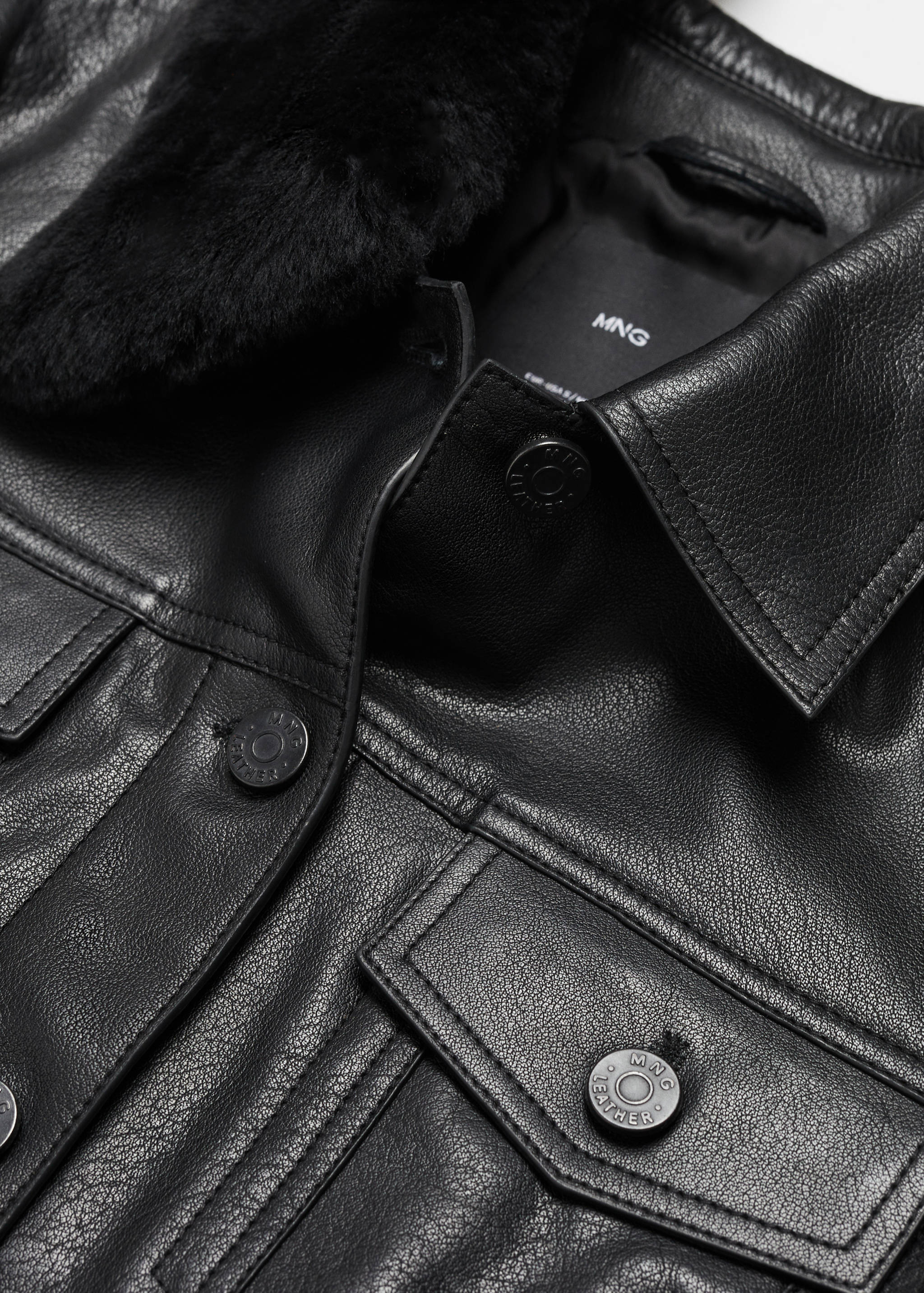 Кожаная куртка с меховым воротником - Деталь изделия 8