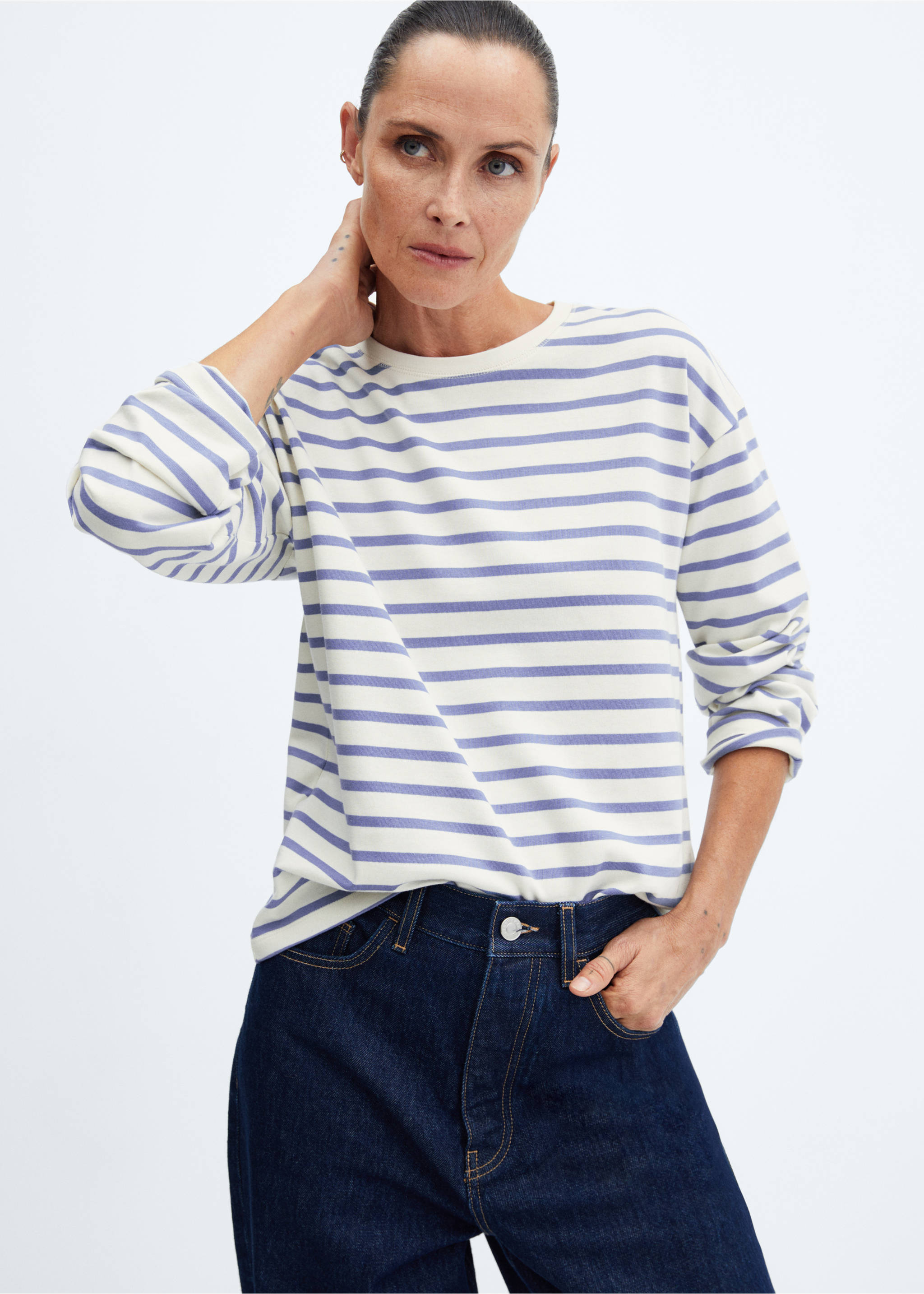 Striped round-neck sweatshirt - Medium plane, Sky Blue. Ref: 57046021-00.