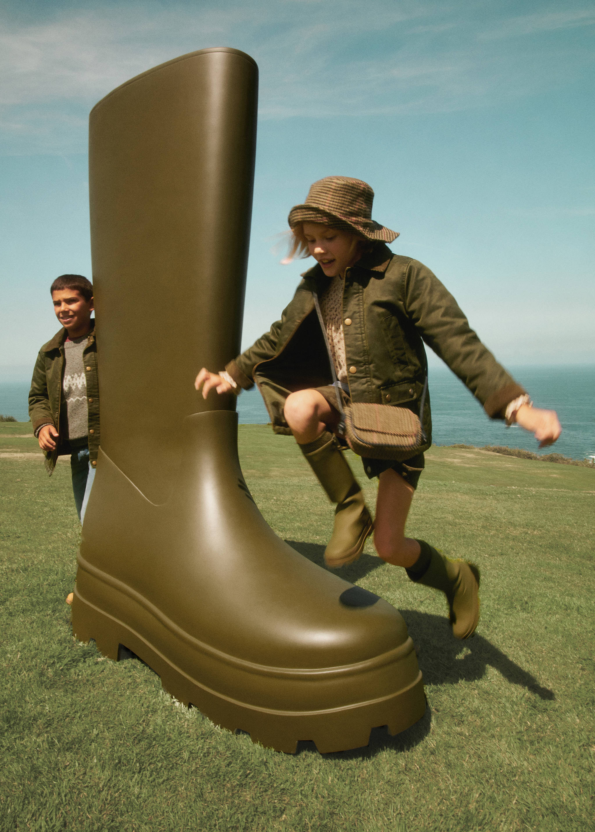 打蜡效果短款派克大衣 - null