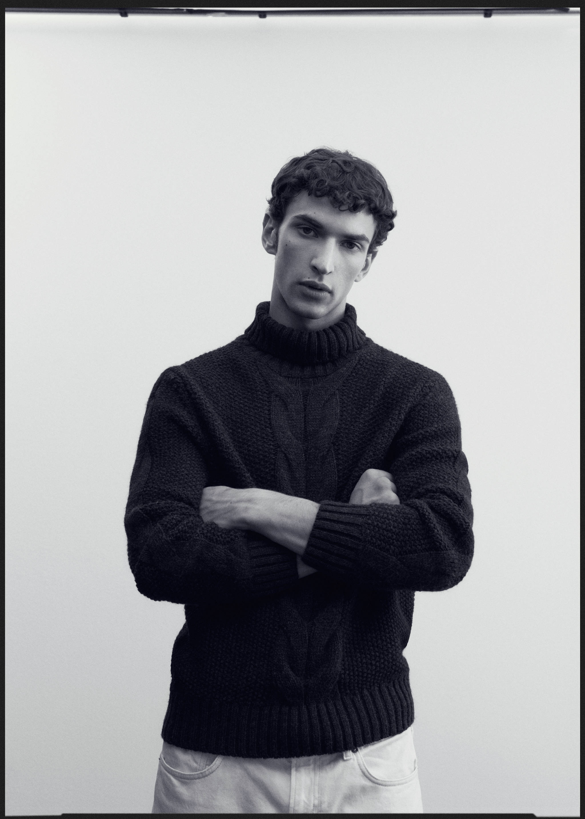 سترة من مزيج الصوف بتفاصيل مضفرة - تفاصيل المنتج 5