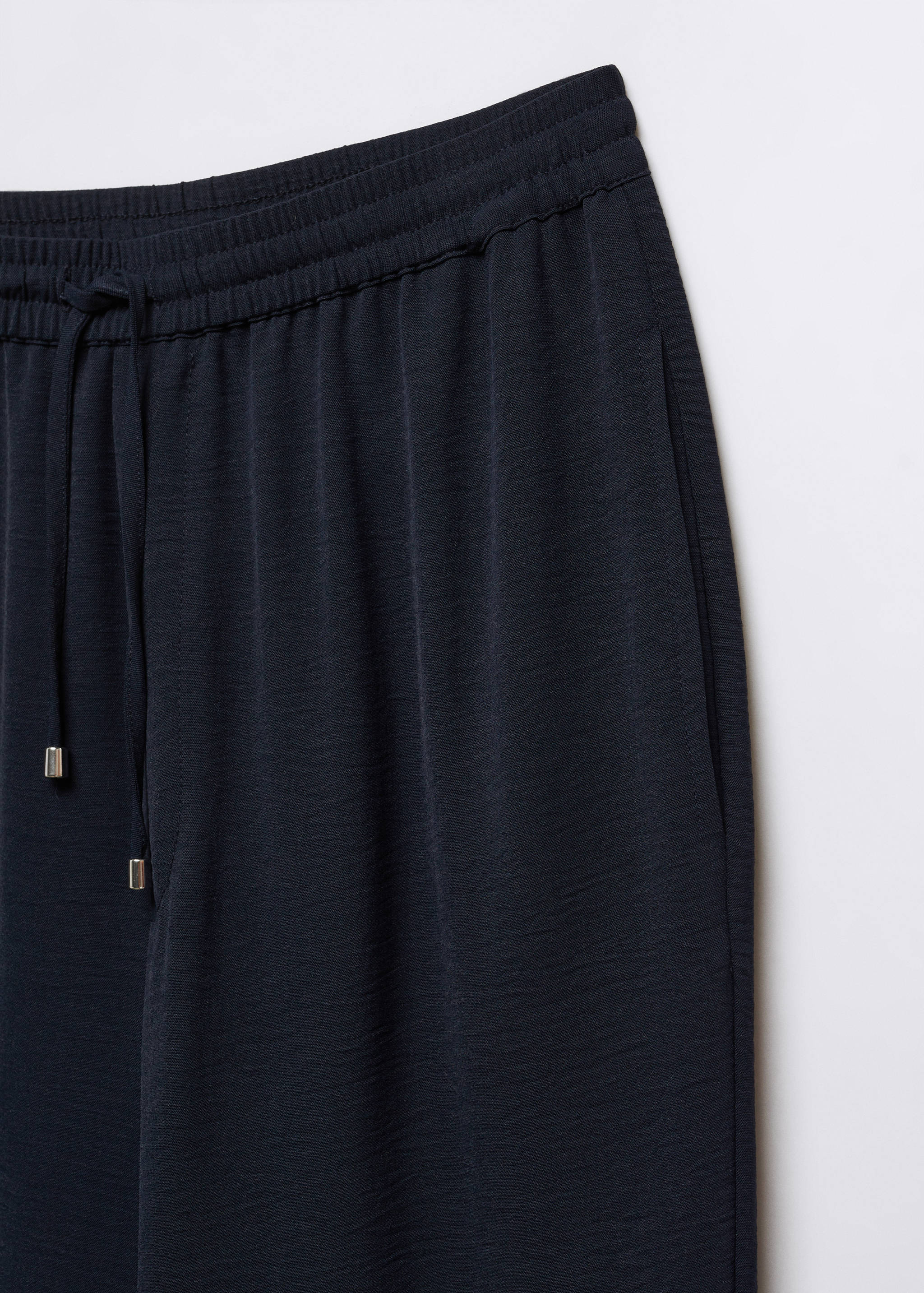 Flowy jogger trousers - Details of the article 8