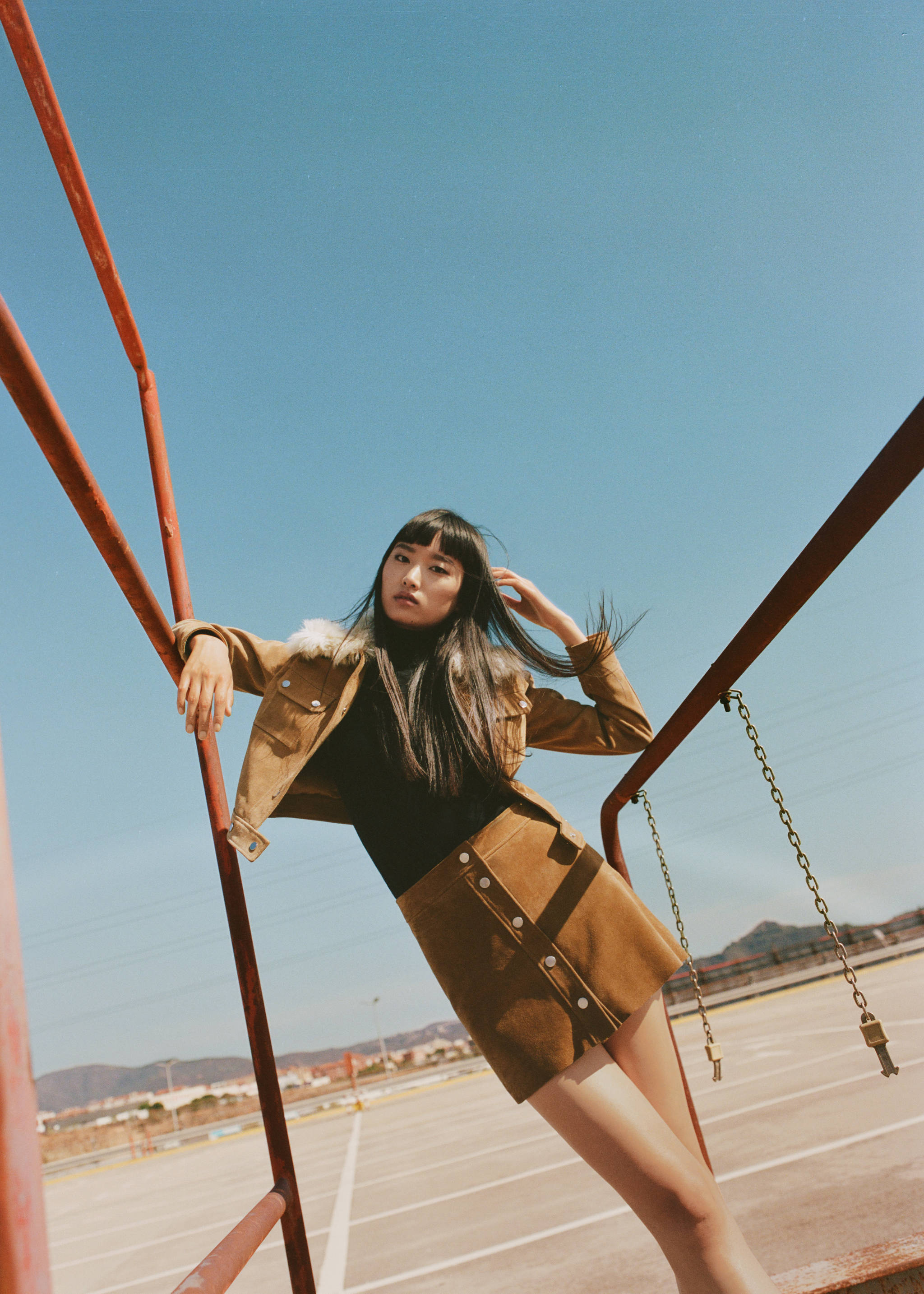 Leren rok met knopen - Detail van het artikel 6