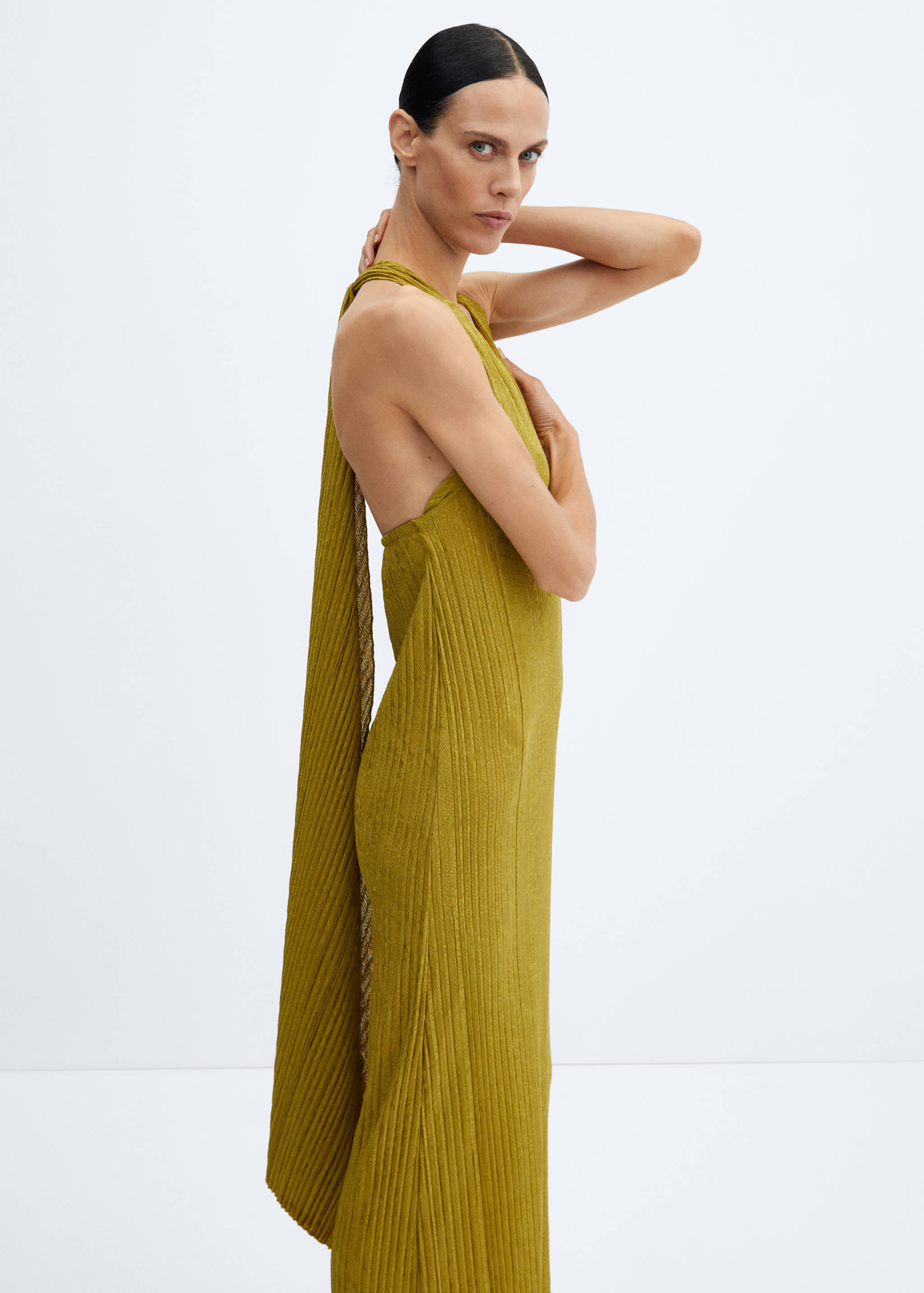 Open-back pleated dress - Medium plane
