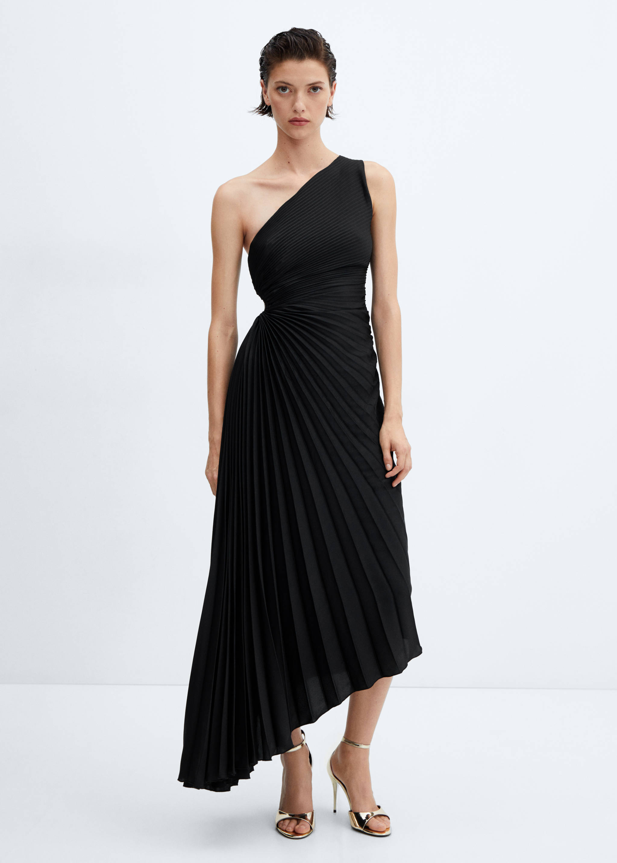 Robe asymétrique plissée - Plan général