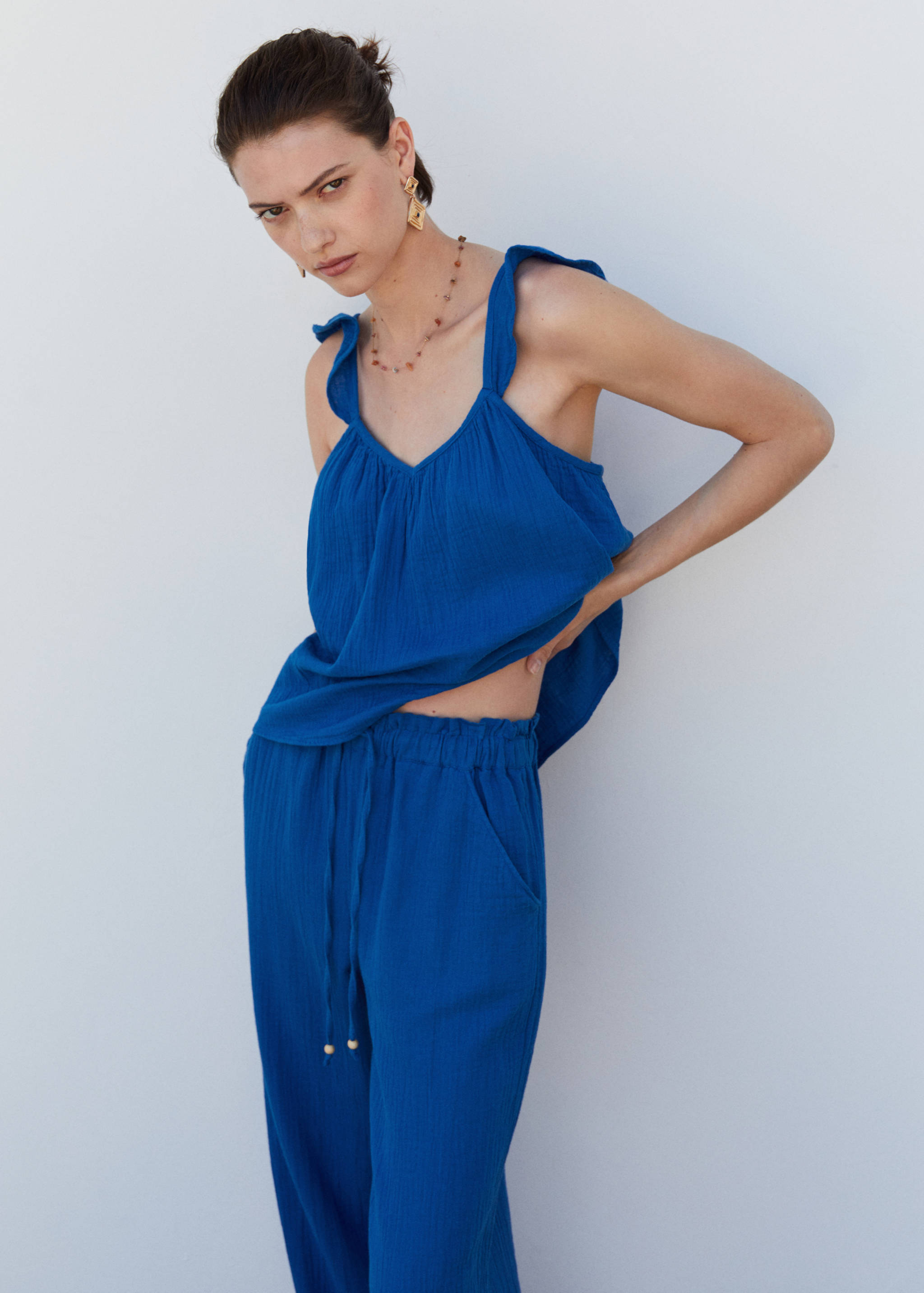 Elastic waist cotton trousers - Details of the article 1