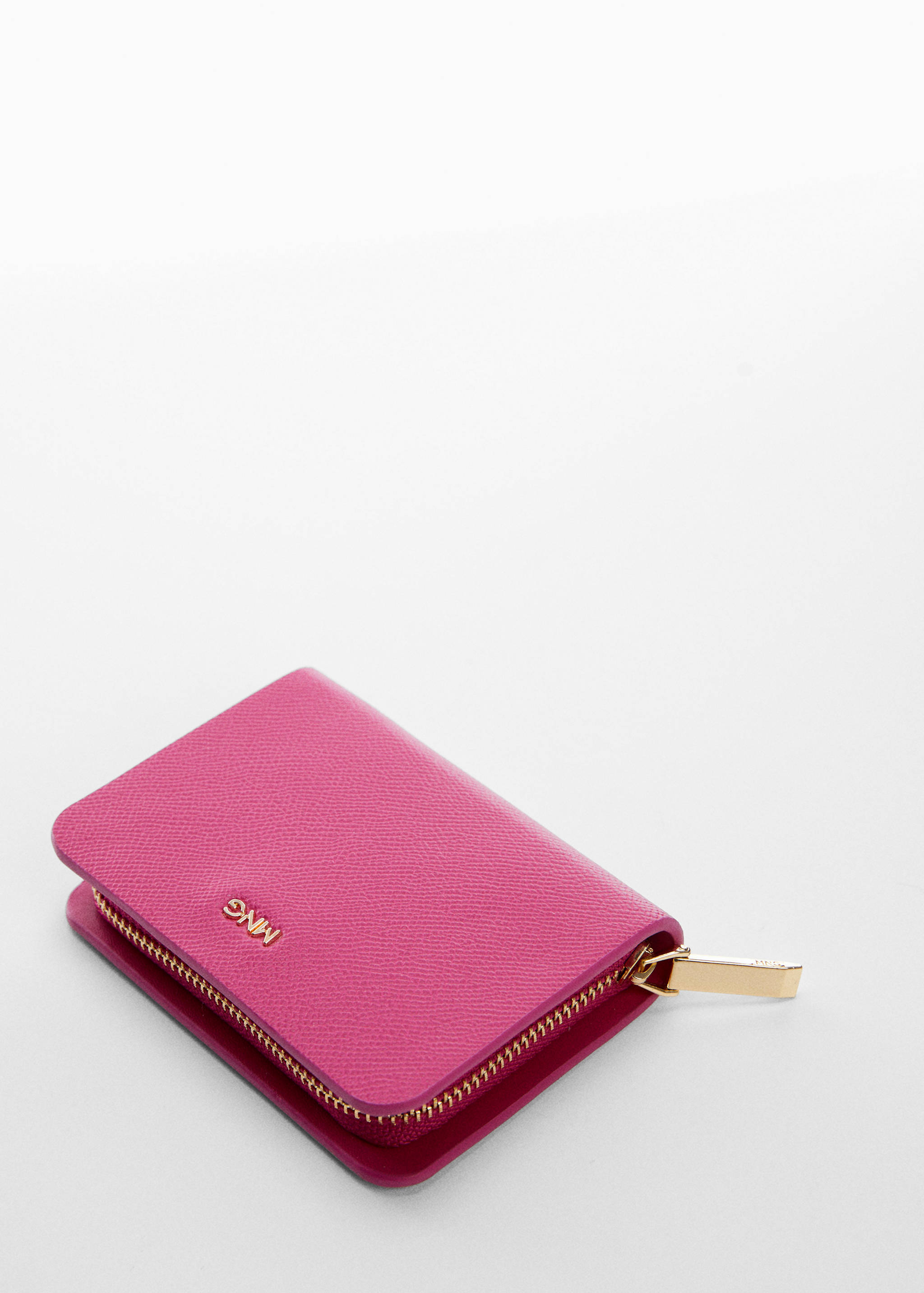 Textured wallet with embossed logo - Medium plane