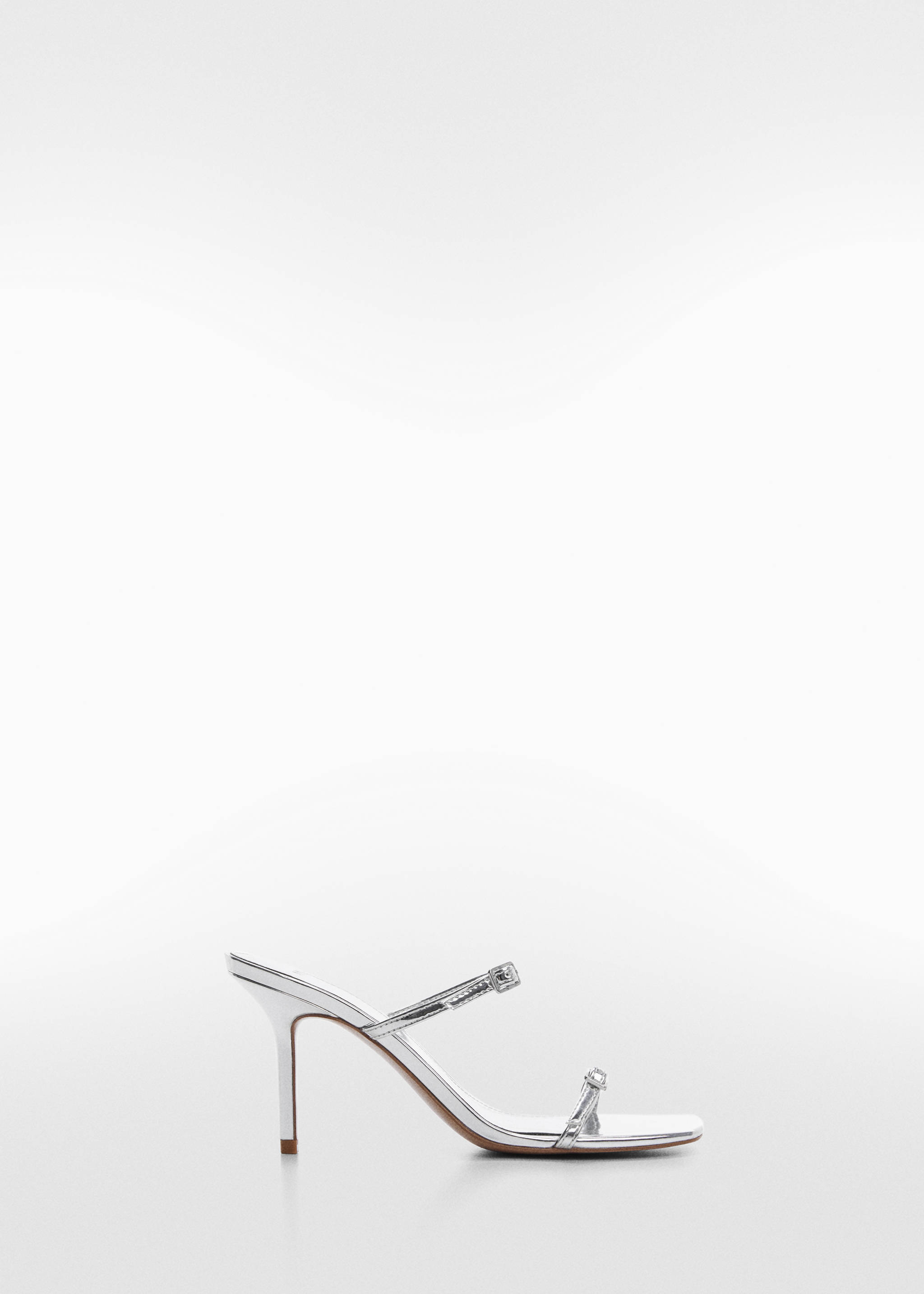 Sandales à lanières métallisées - Article sans modèle