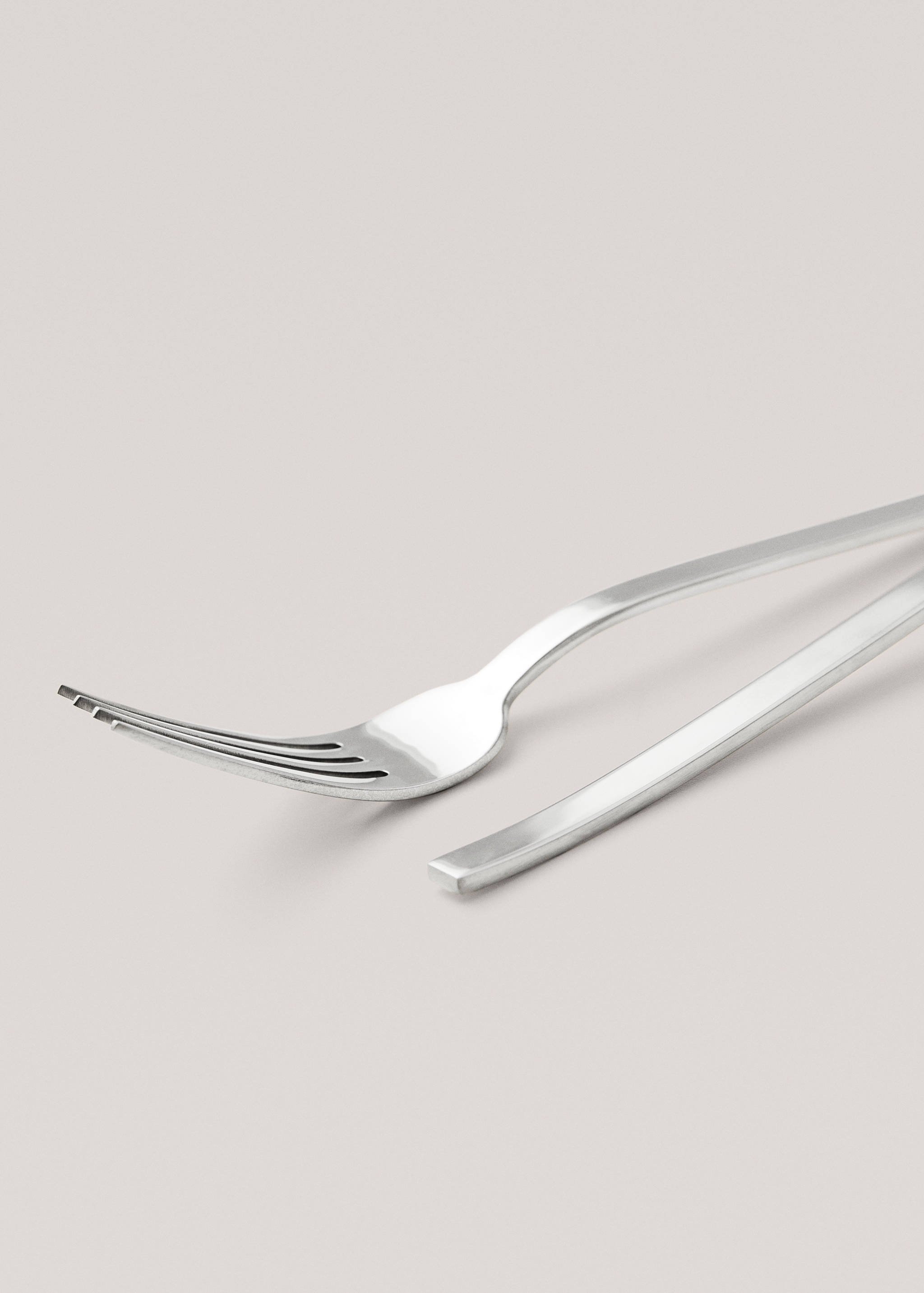 Σετ 4 πιρούνια 100% ατσάλι - Λεπτομέρεια του προϊόντος 2