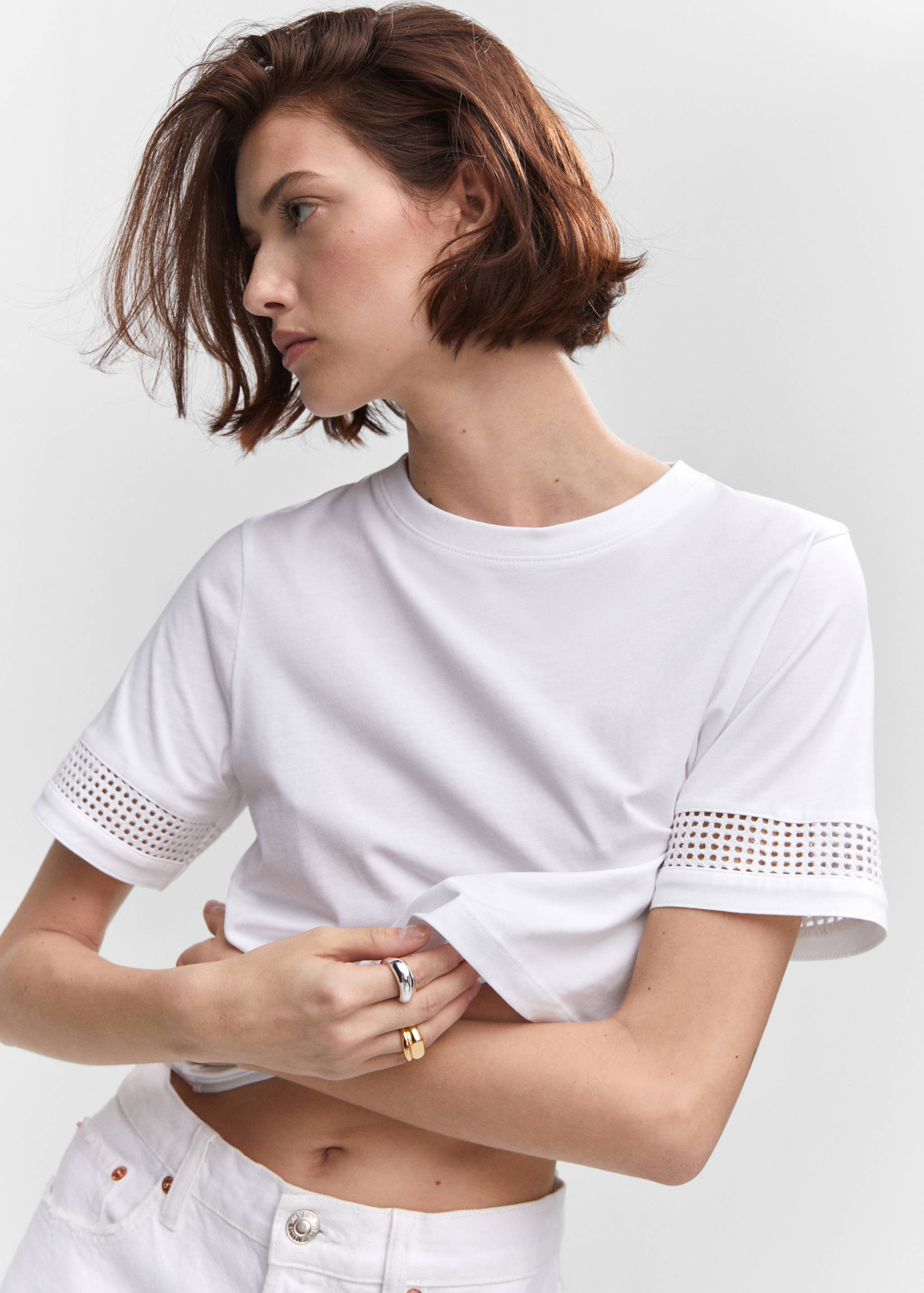Sleeve detail t-shirt - Details of the article 1