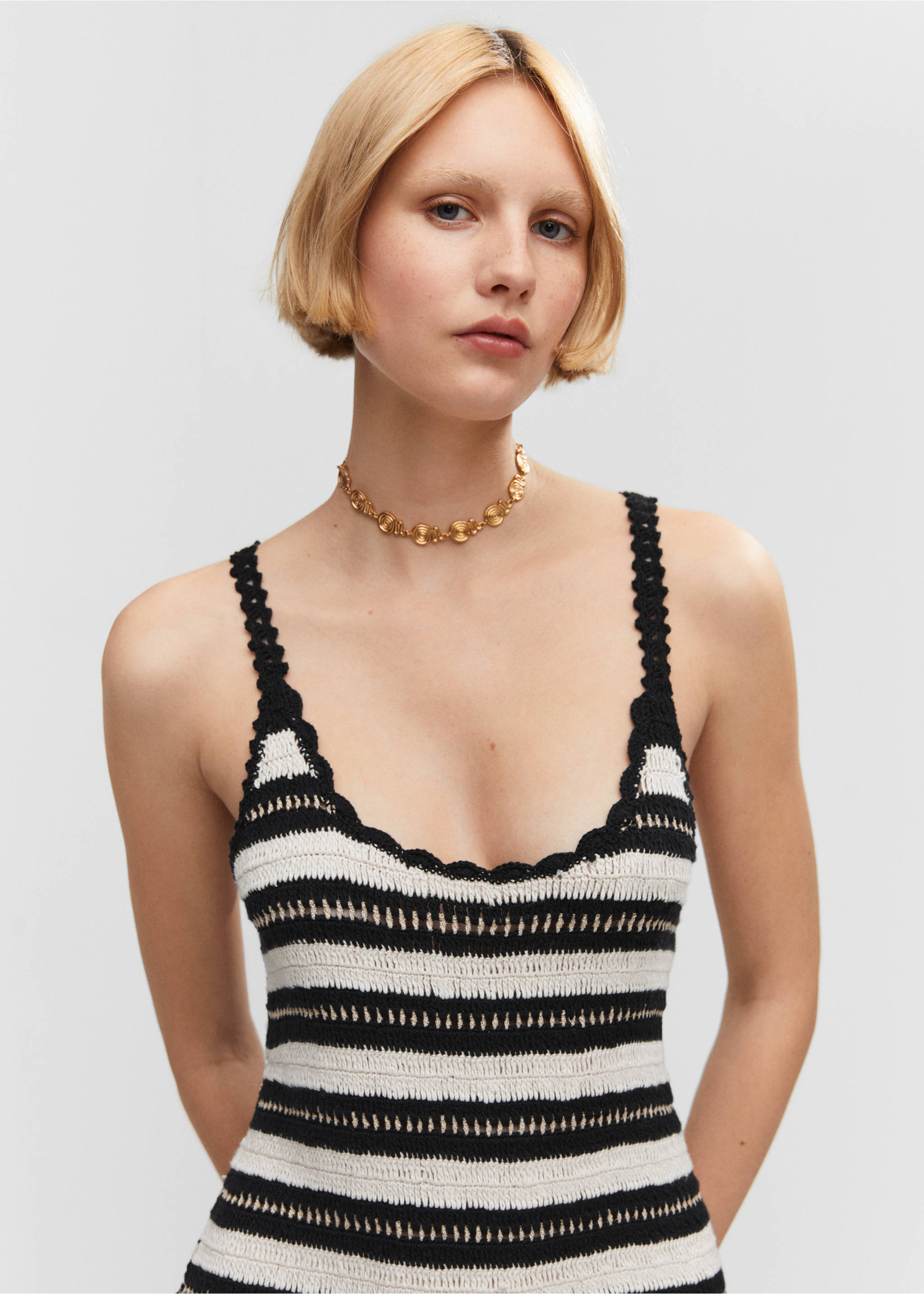 Striped crochet dress - Details of the article 1, Black. Ref: 57050256-00.