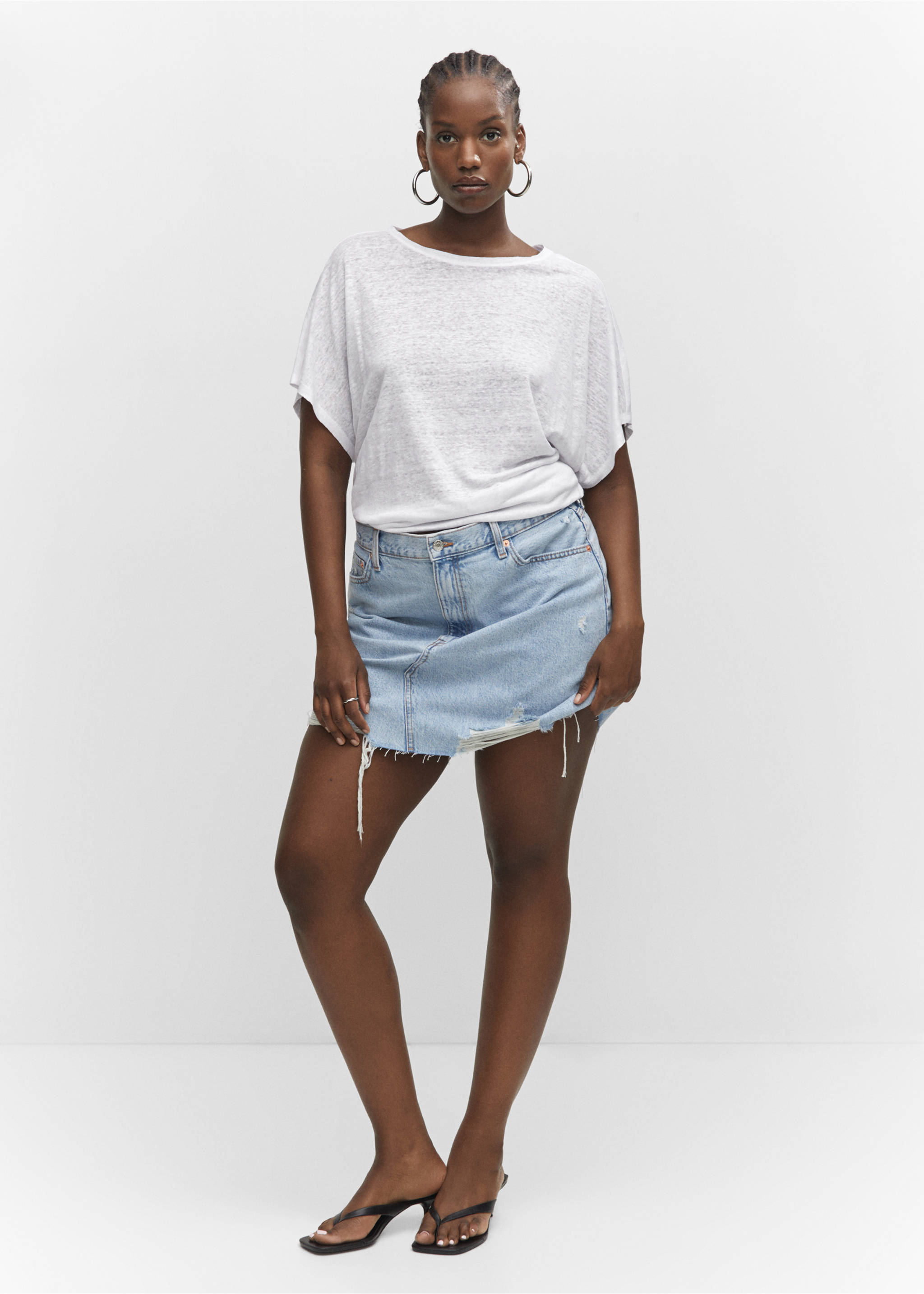 Oversized linen t-shirt - Details of the article 3, White. Ref: 57050262-00.