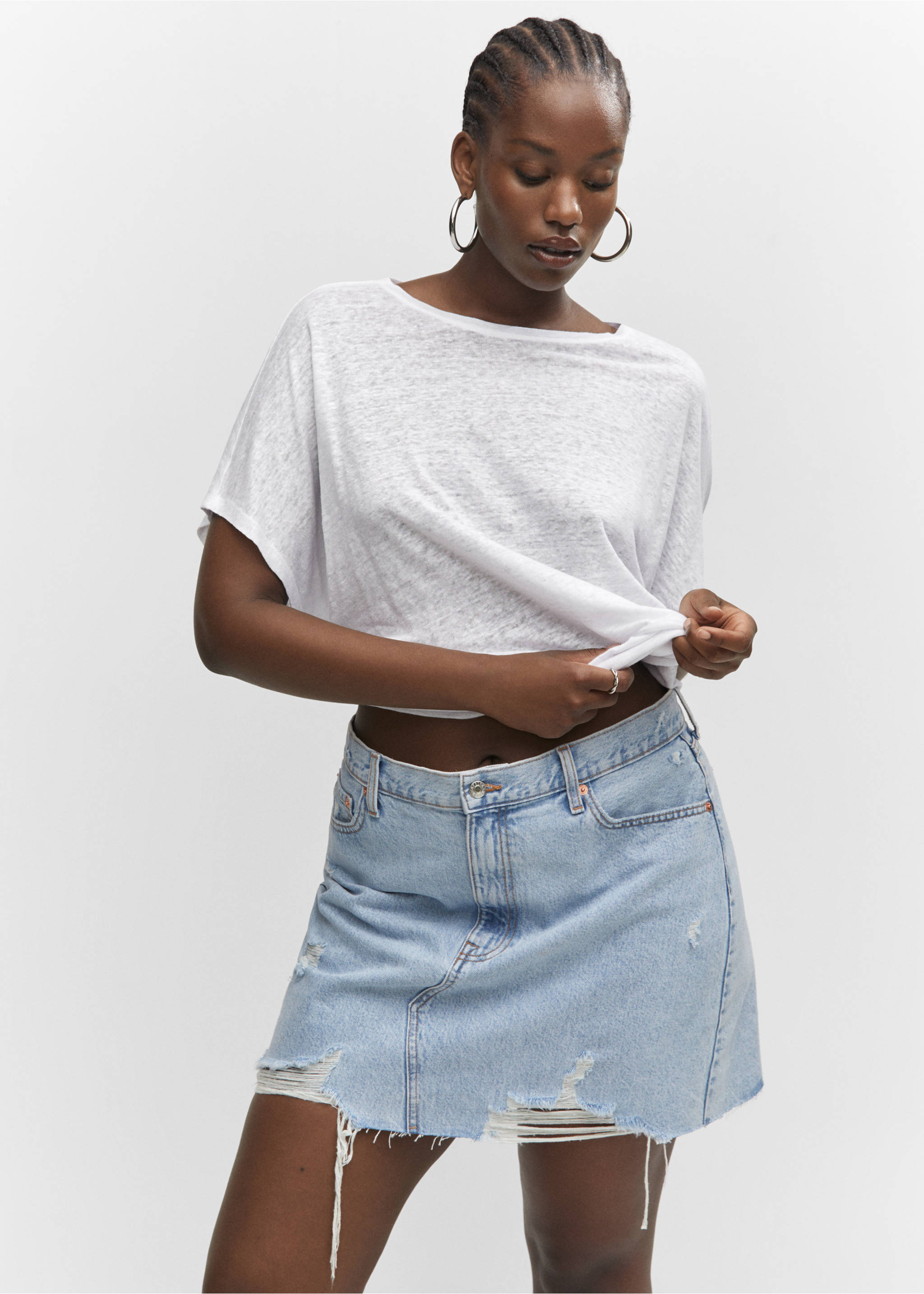 Oversized linen t-shirt - Details of the article 5, White. Ref: 57050262-00.