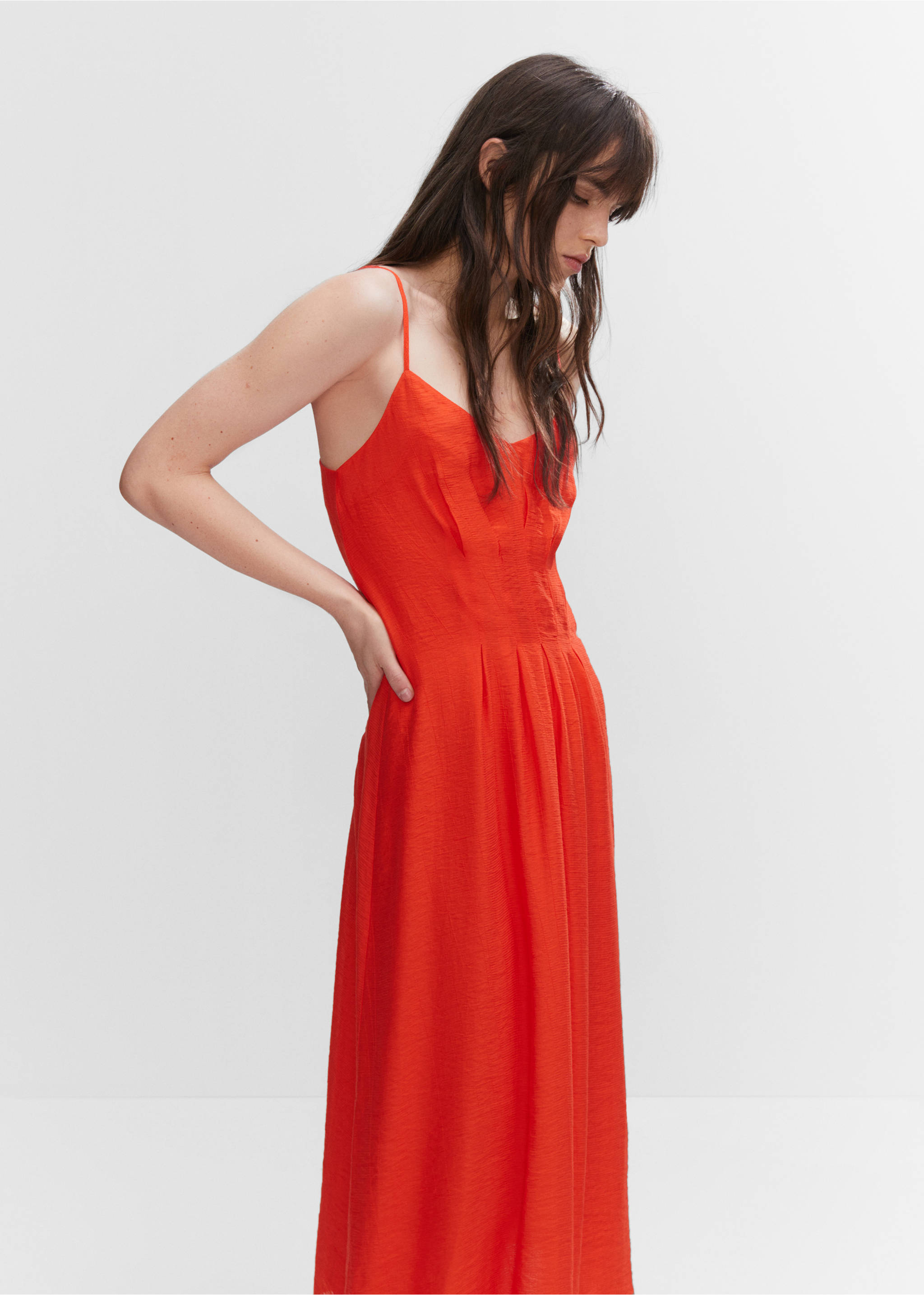 Spaghetti strap dress - Medium plane, Coral Red. Ref: 57050276-00.