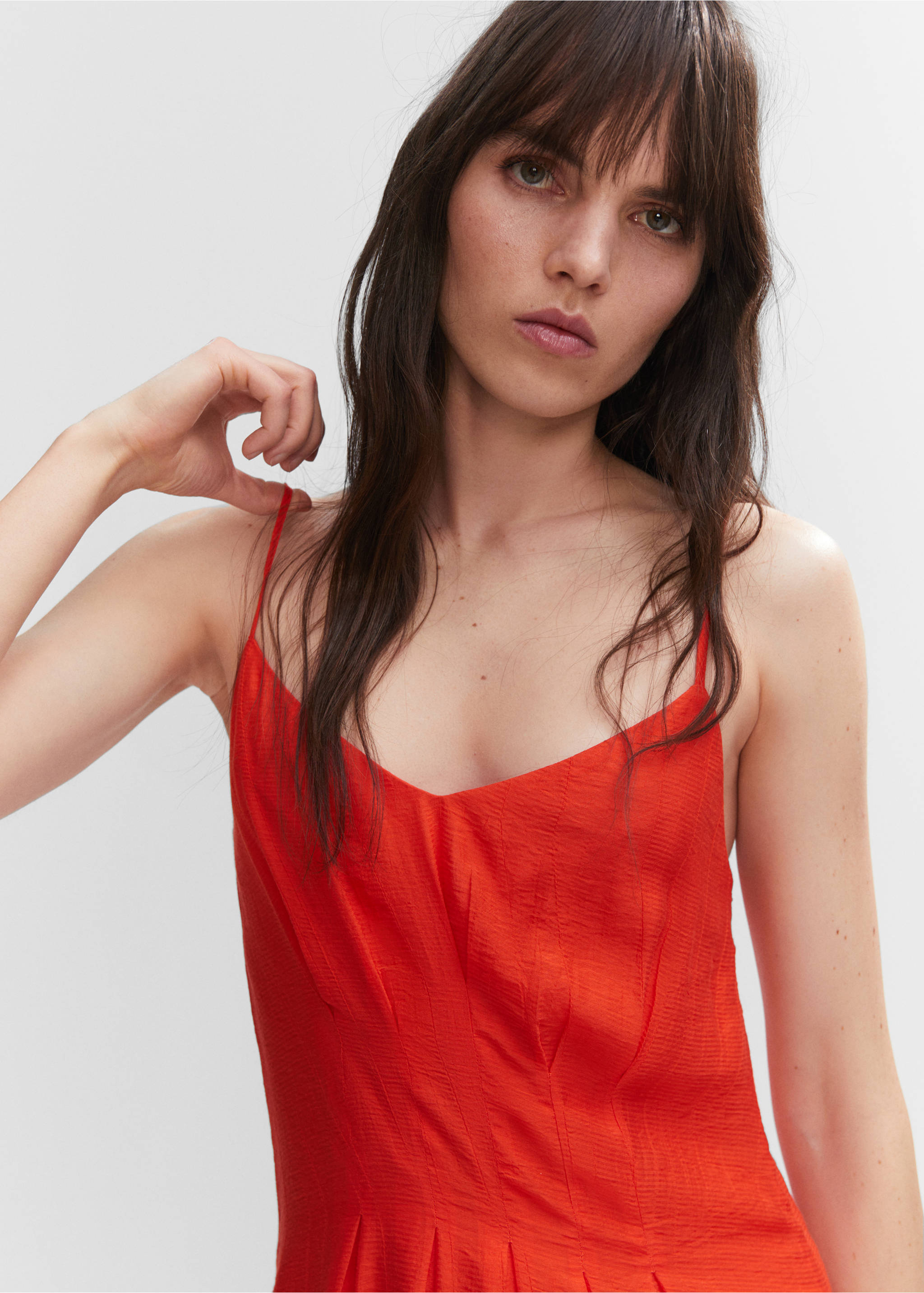 Spaghetti strap dress - Details of the article 1, Coral Red. Ref: 57050276-00.
