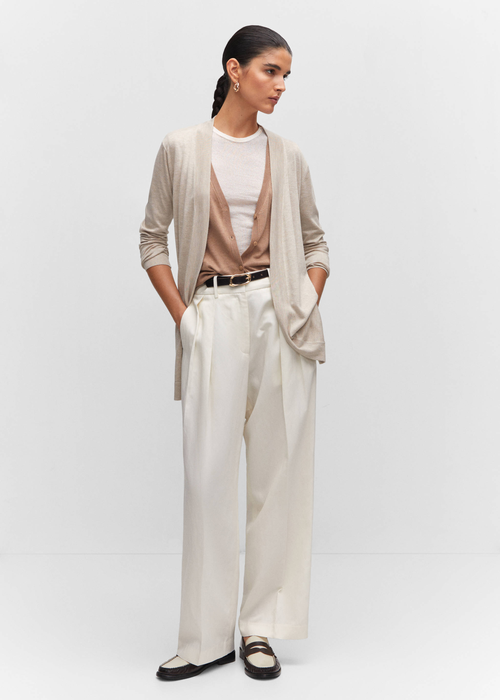 Fine-knit cardigan - General plane