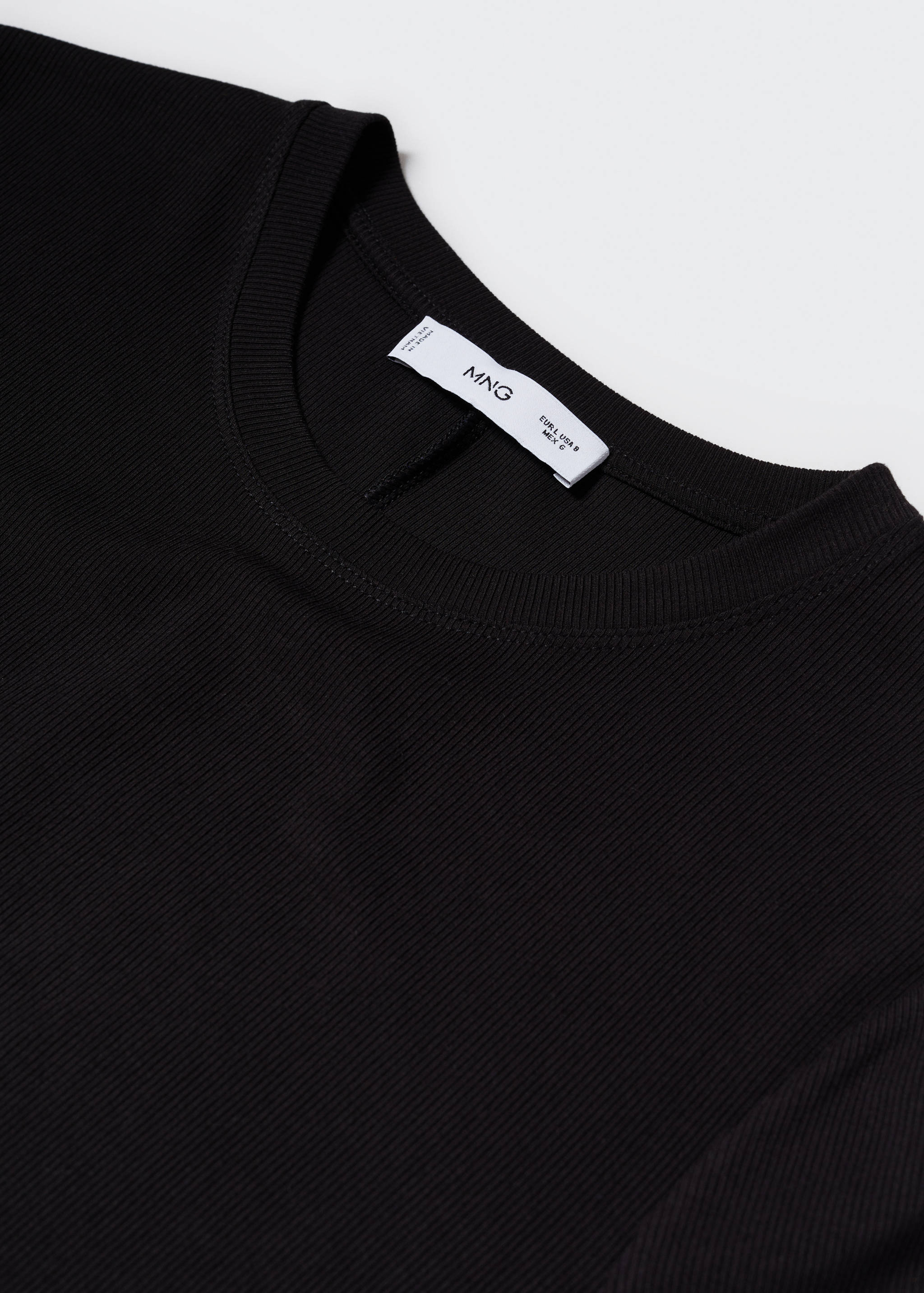 Midi-dress with slit - Details of the article 8