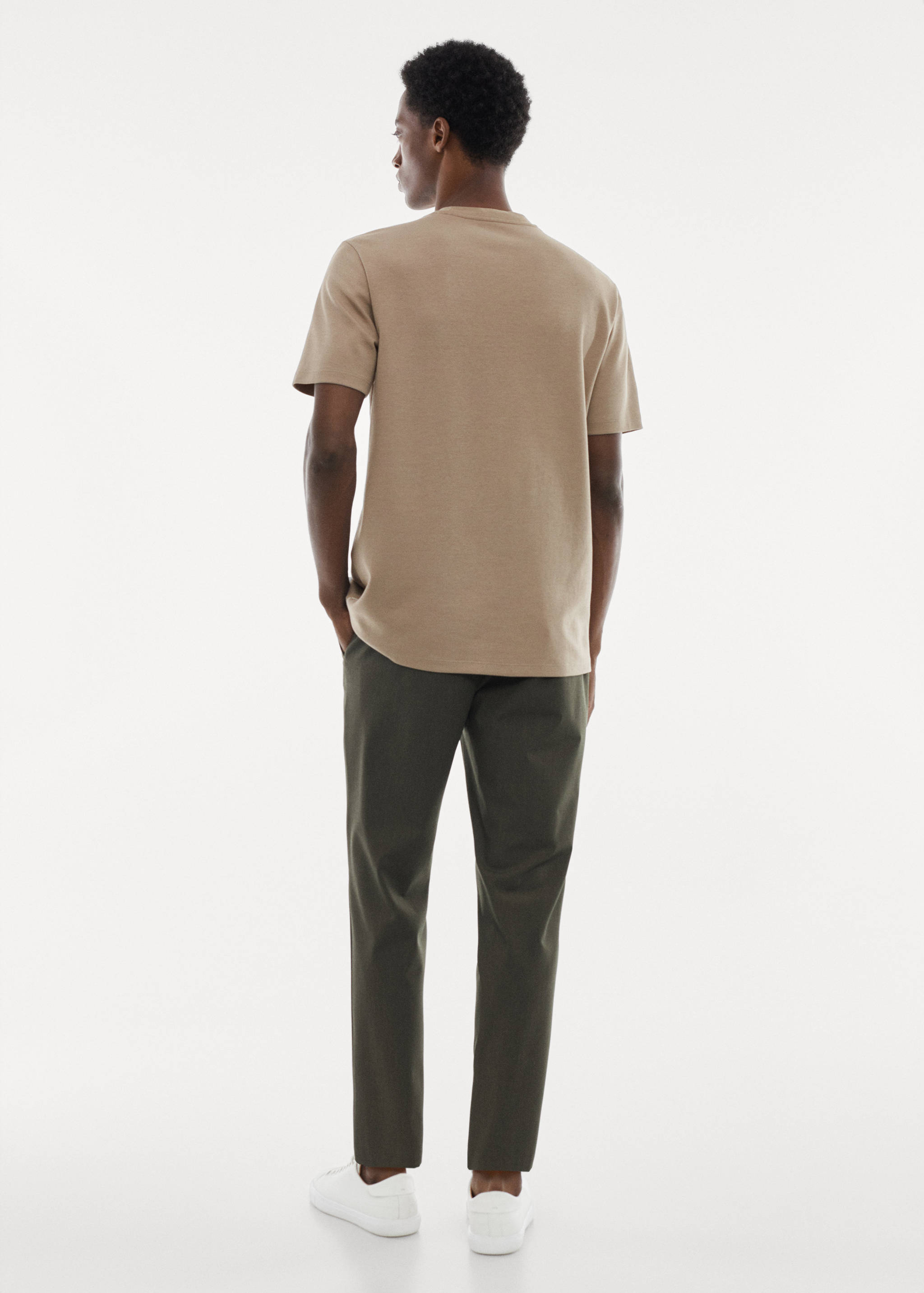 Breathable cotton t-shirt - Reverse of the article